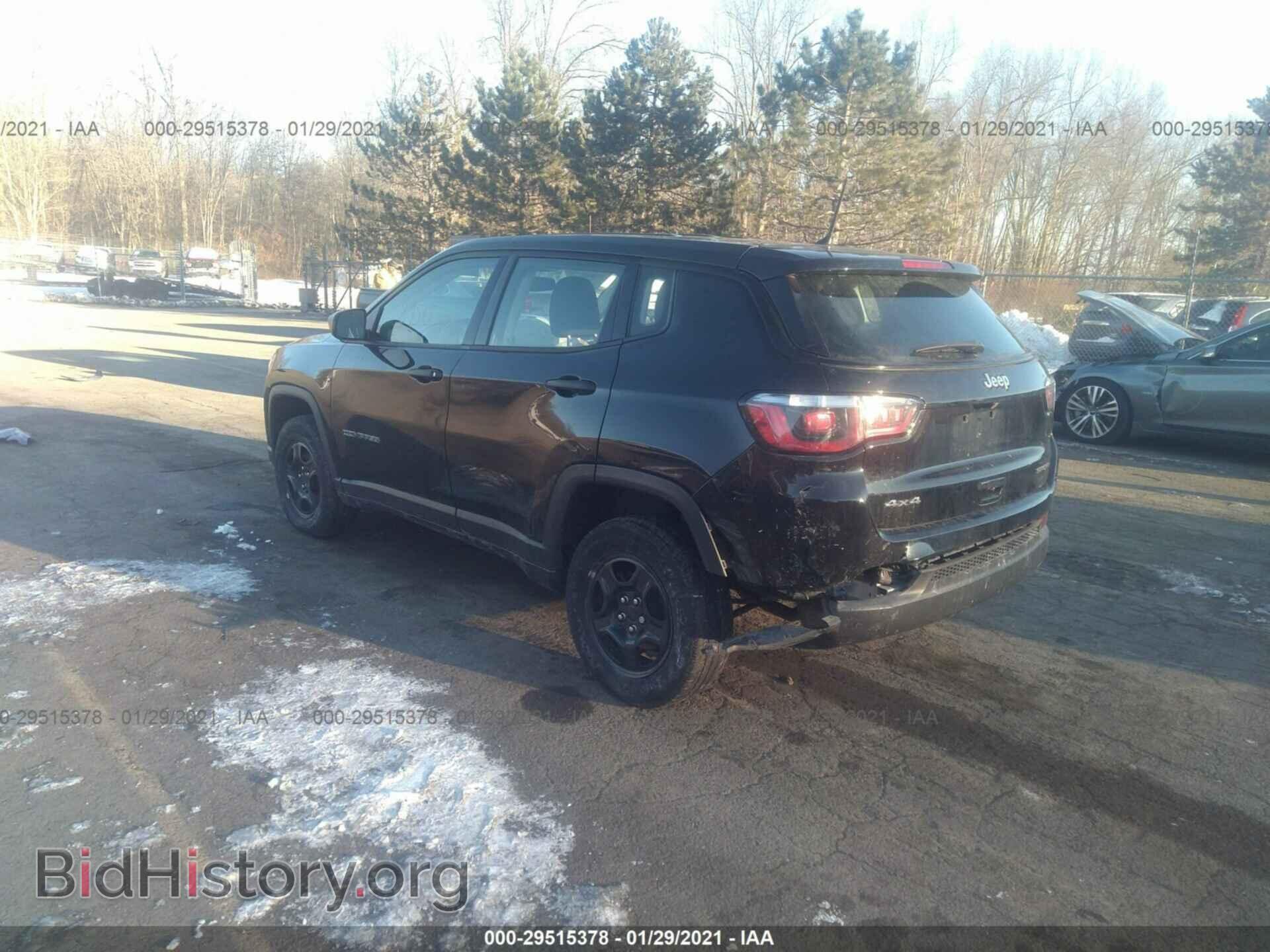 2018 JEEP COMPASS - VIN: 3C4NJDAB7JT262967 - Фото 3