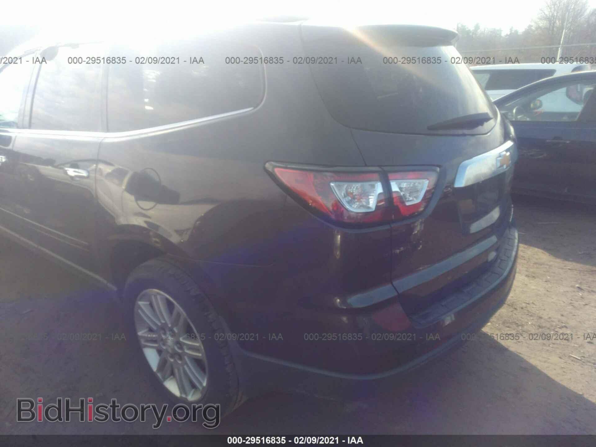 2013 CHEVROLET TRAVERSE - VIN: 1GNKRGKD2DJ124706 - Фото 3