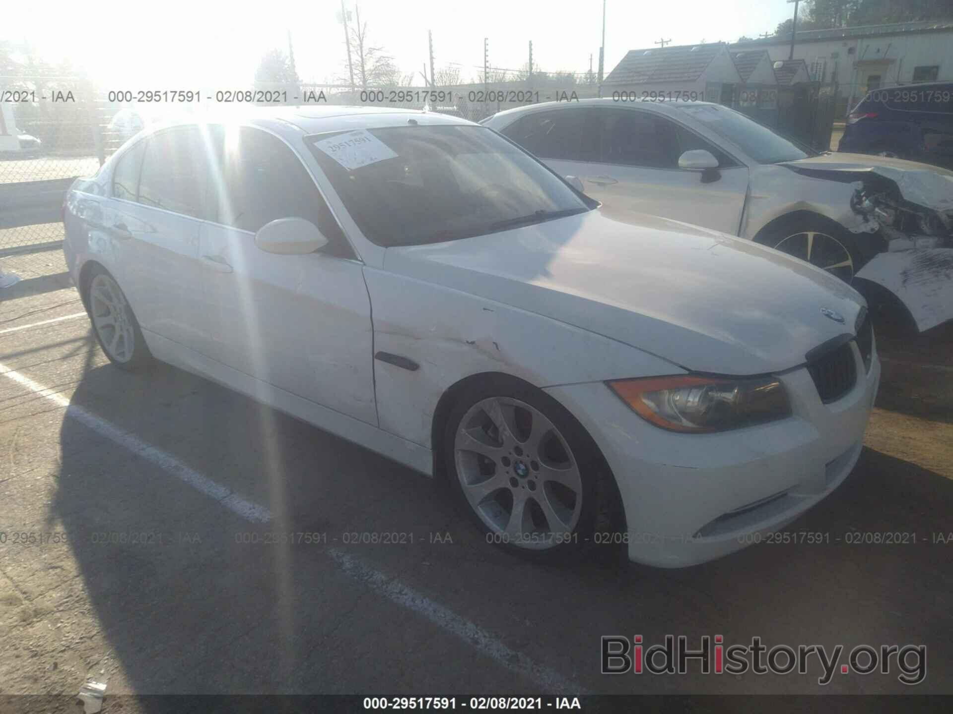 Photo WBAVB77548NM05543 - BMW 3 SERIES 2008