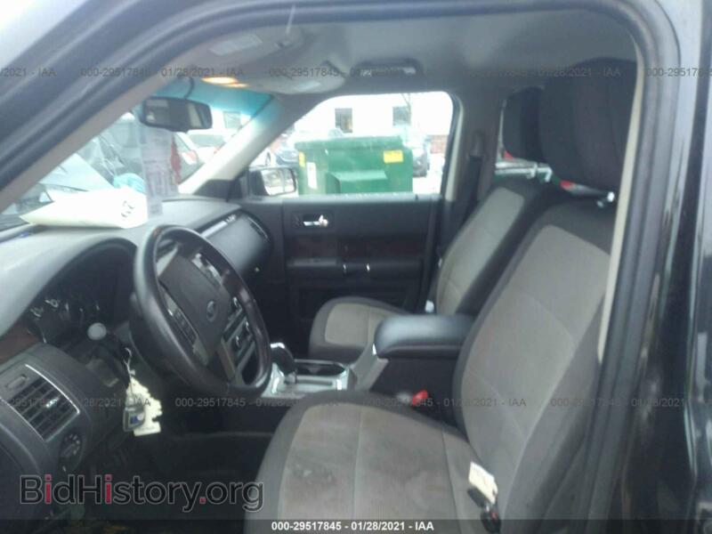 2011 Ford FLEX (VIN 2FMGK5CC2BBD18792) — фото 5 из 11