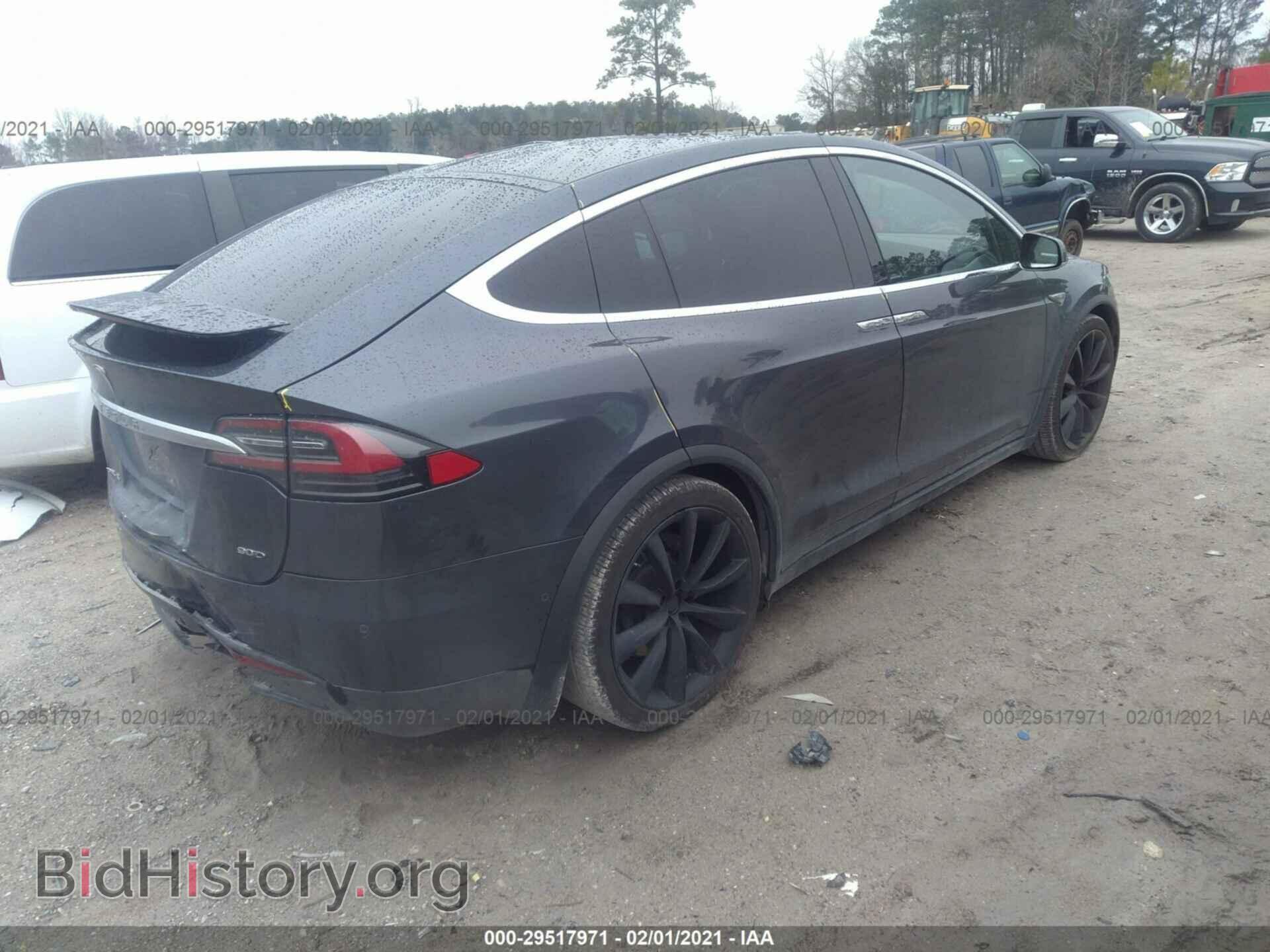 2016 TESLA MODEL X - VIN: 5YJXCBE25GF004567 - Photo 4