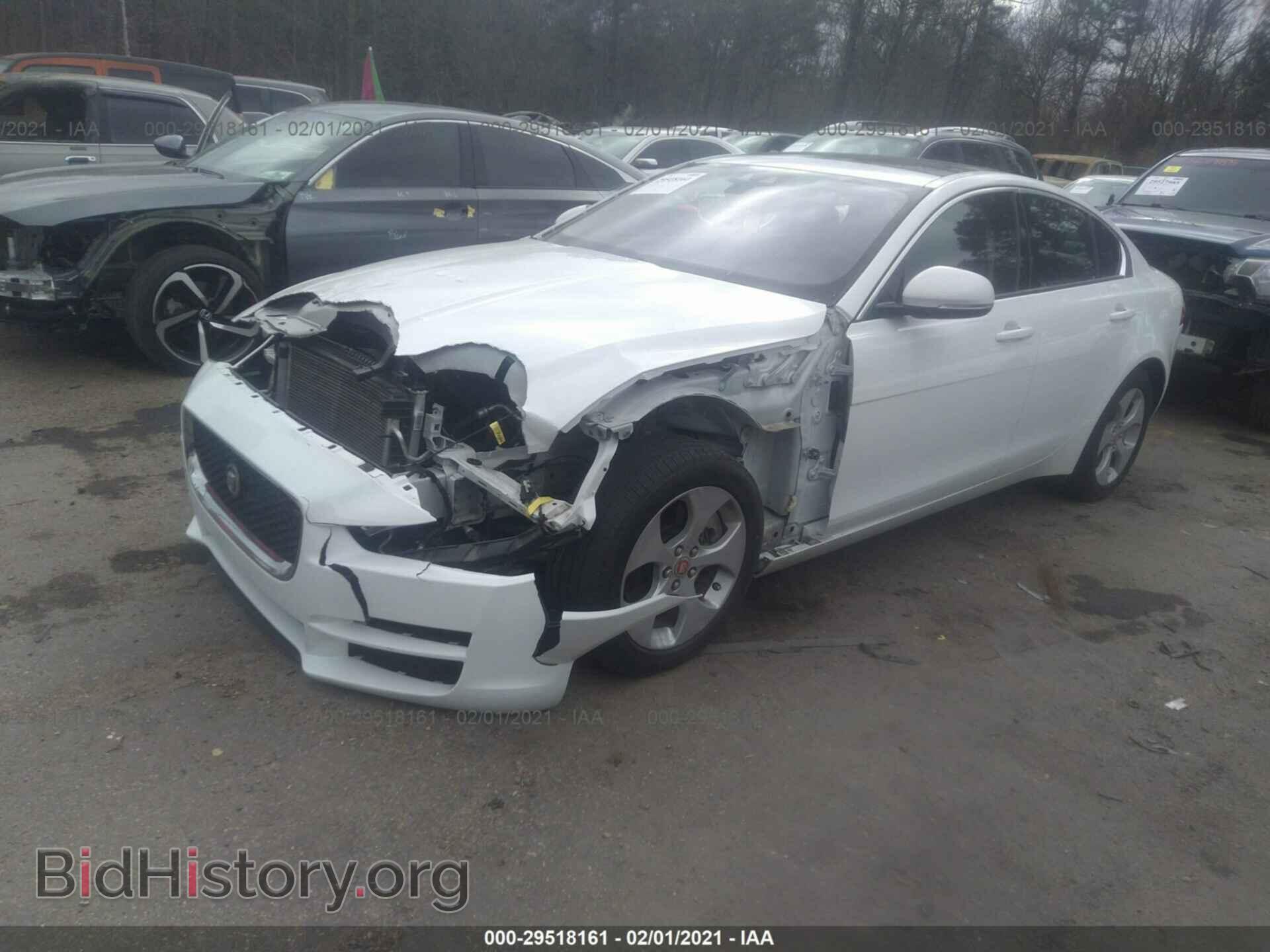 2017 JAGUAR XE - VIN: SAJAR4BG5HA959476 - Фото 2