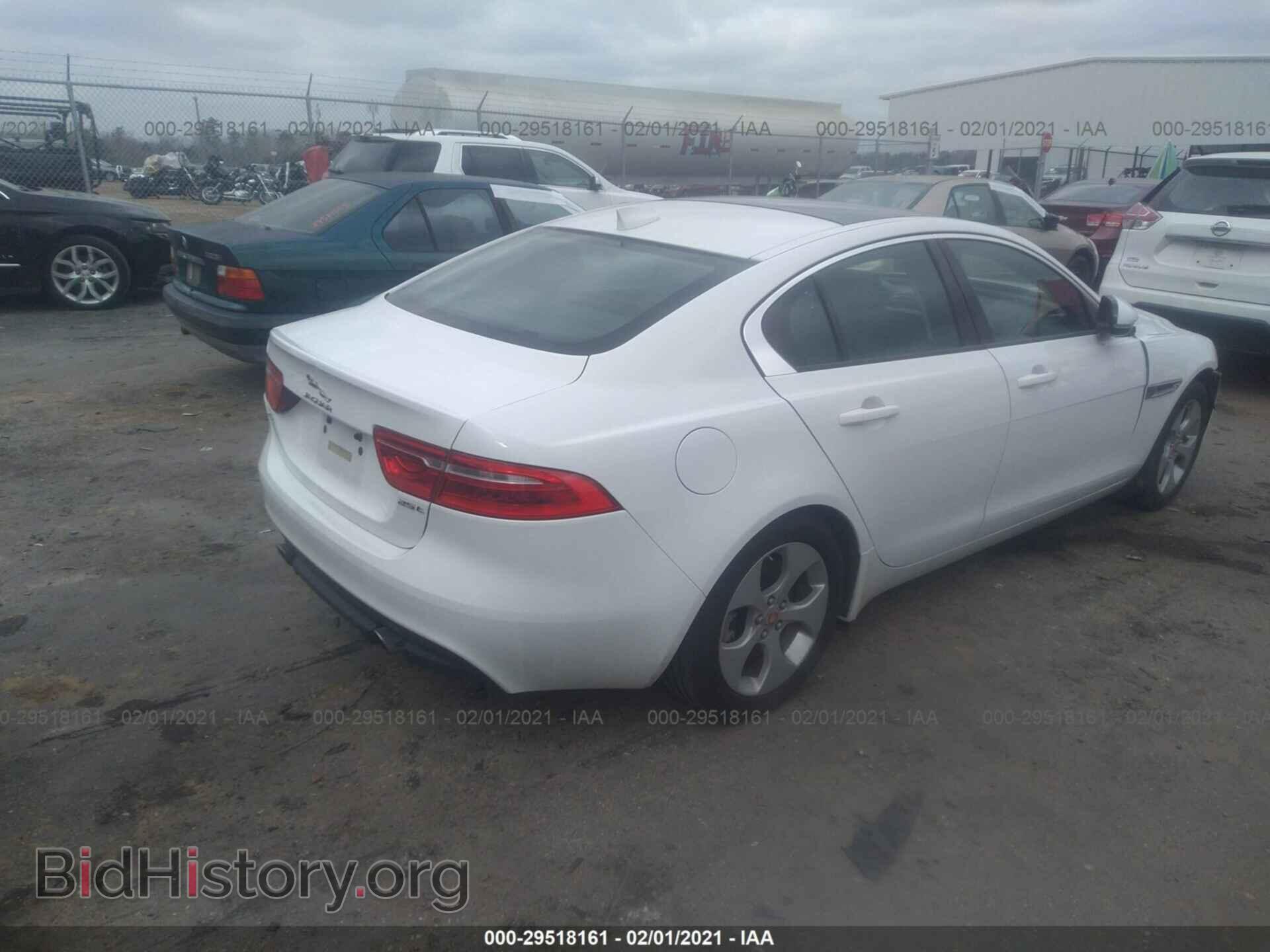 2017 JAGUAR XE - VIN: SAJAR4BG5HA959476 - Фото 4