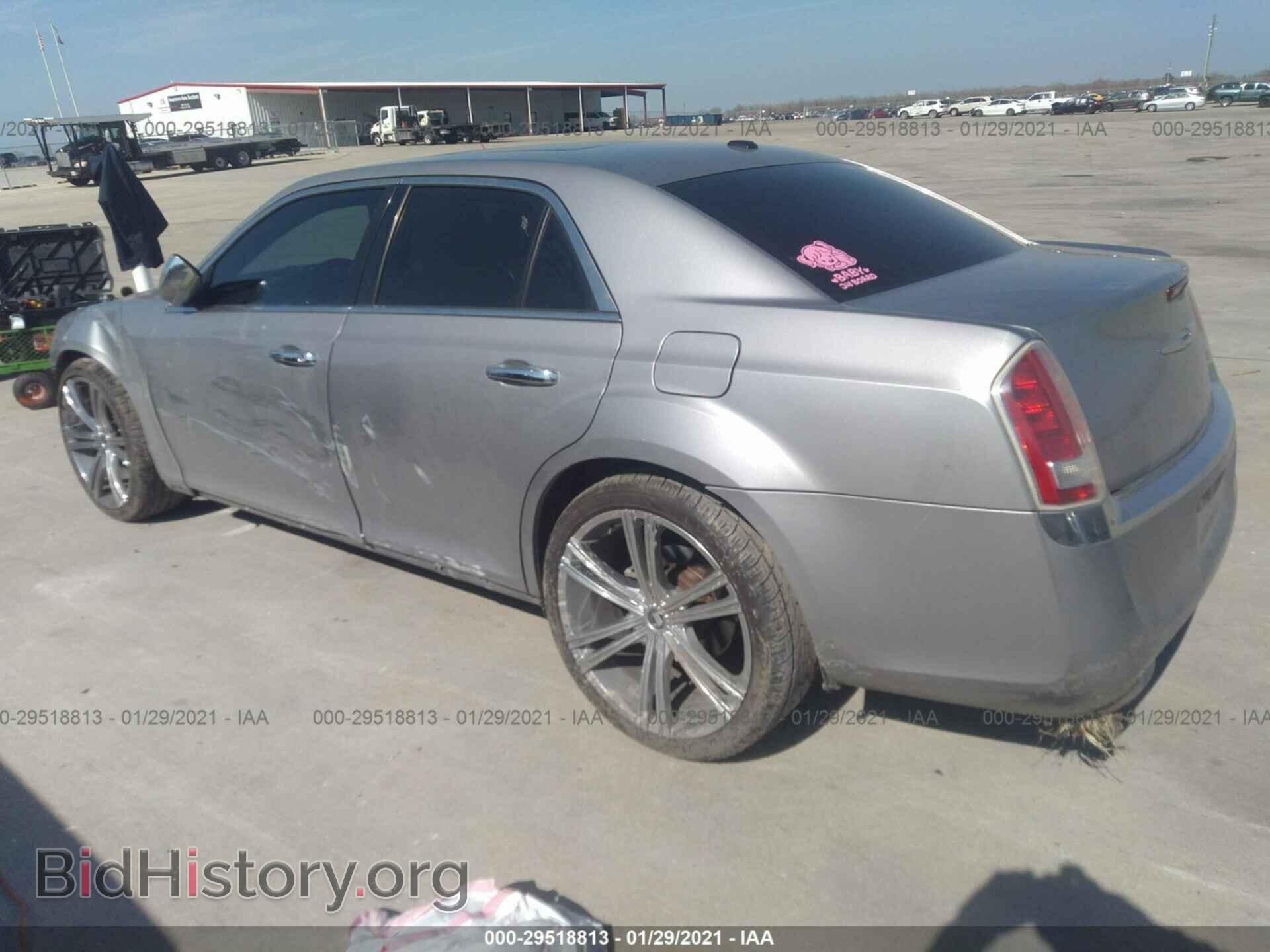 2011 CHRYSLER 300 - VIN: 2C3CA5CG7BH525317 - Фото 3