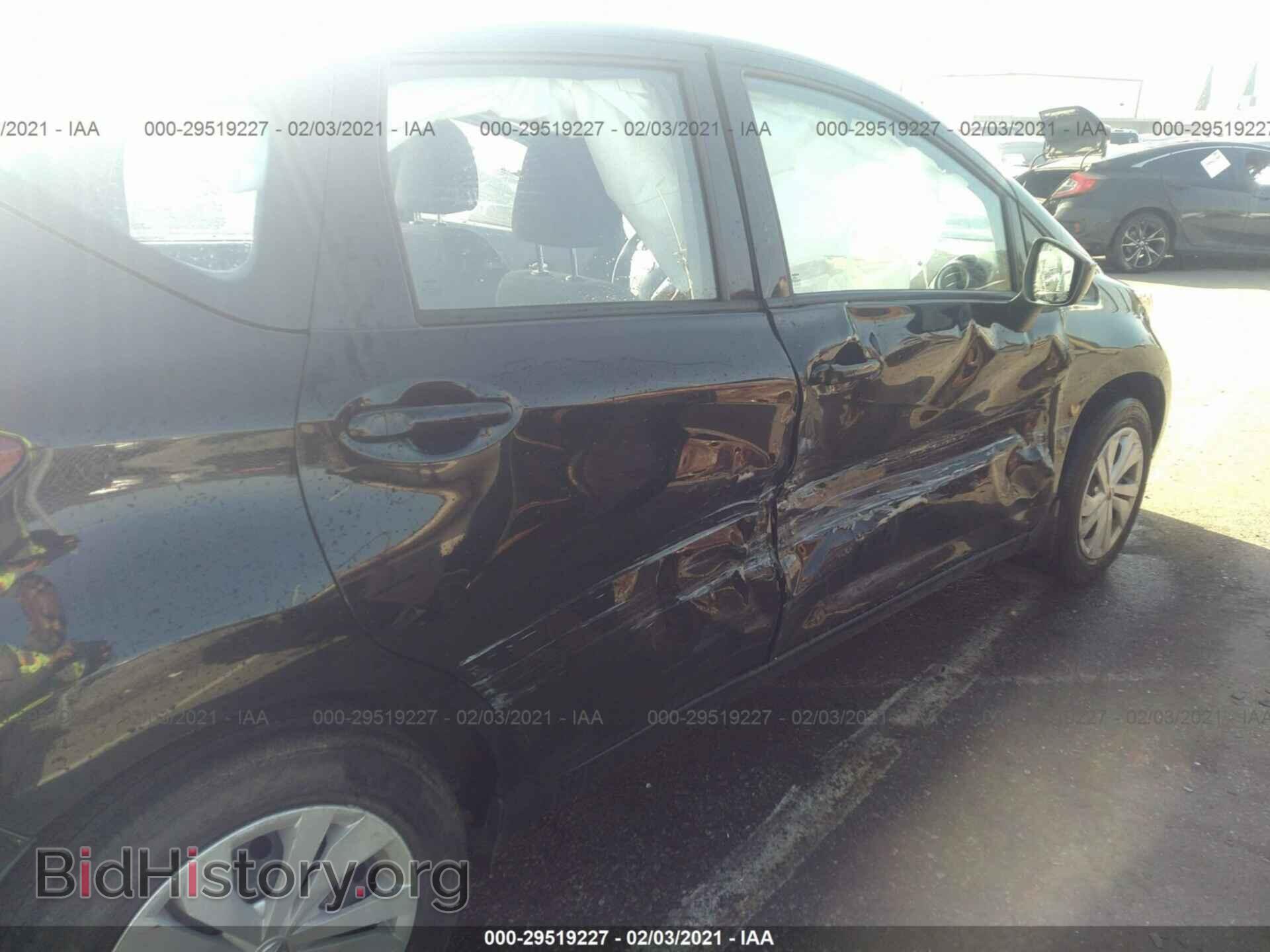 2018 NISSAN VERSA NOTE - VIN: 3N1CE2CP2JL358193 - Photo 6