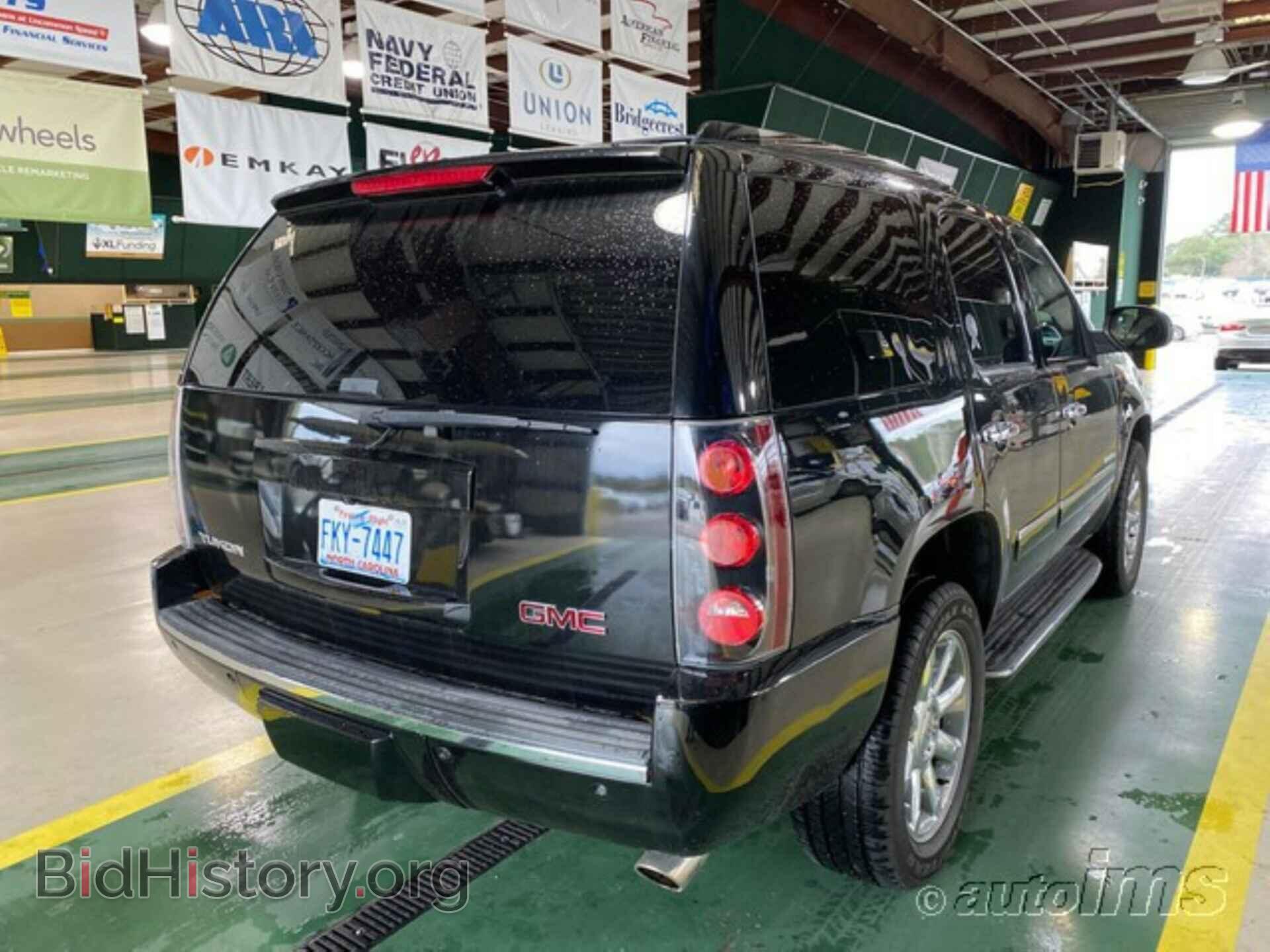 2013 GMC YUKON - VIN: 1GKS2EEF4DR366515 - Фото 3