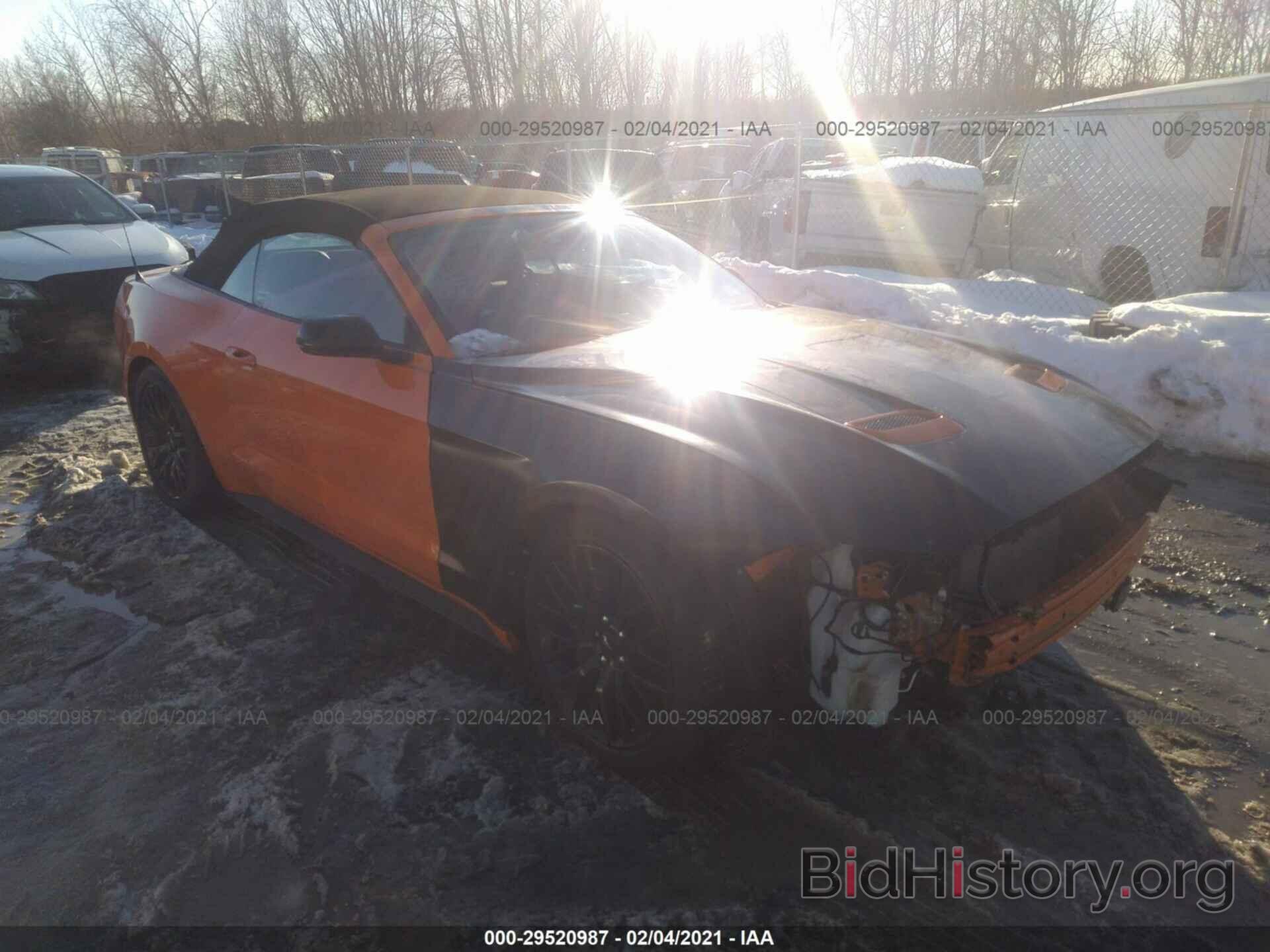 Photo 1FATP8FFXL5145062 - FORD MUSTANG 2020