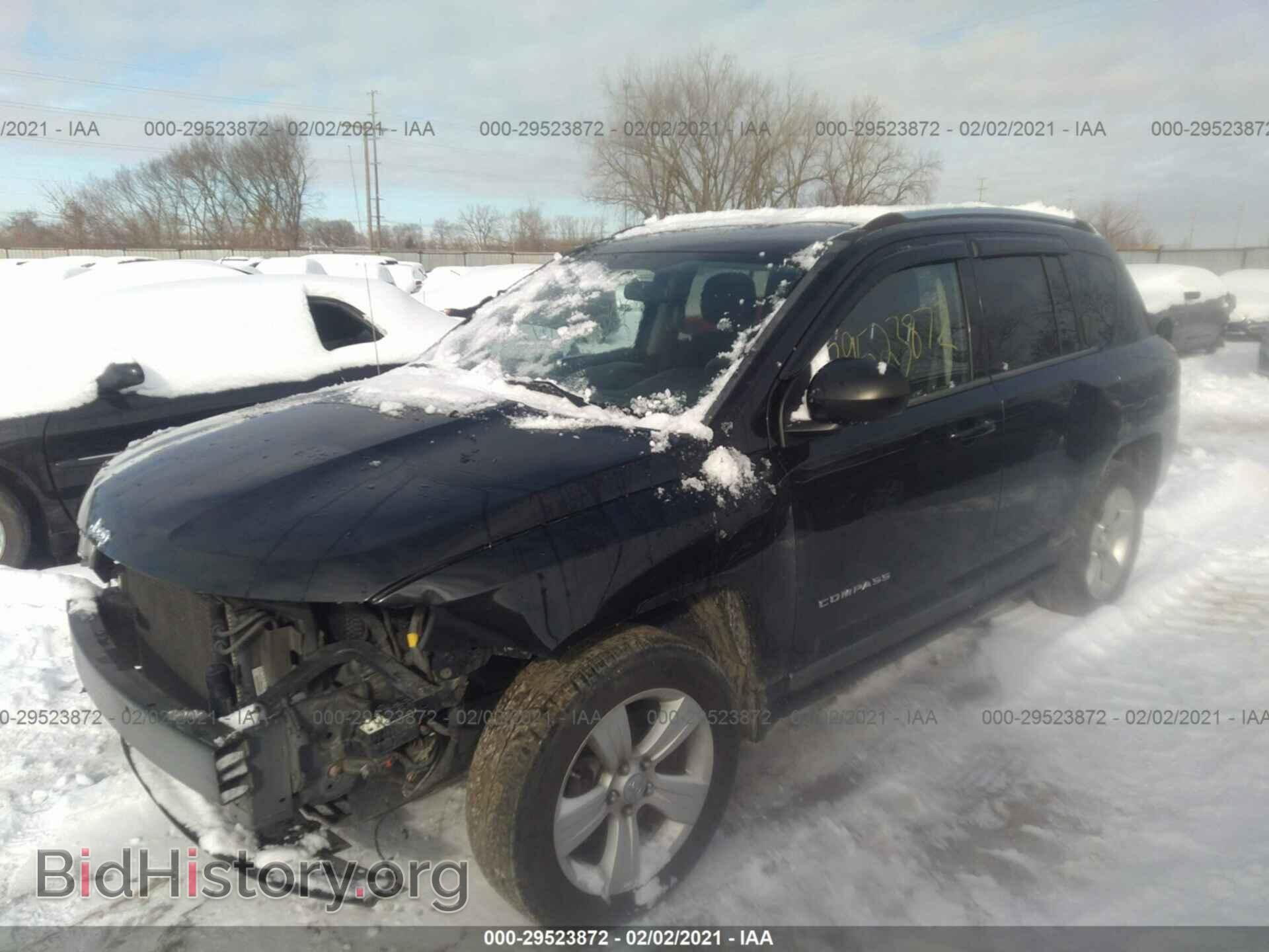 2011 JEEP COMPASS - VIN: 1J4NT1FB8BD215904 - Photo 2