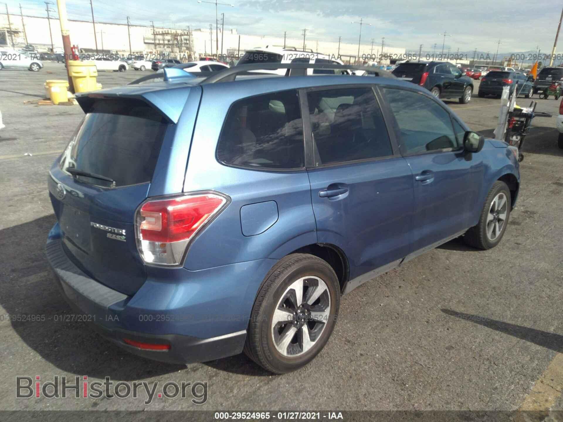 2017 SUBARU FORESTER - VIN: JF2SJAEC9HH491648 - Фото 4