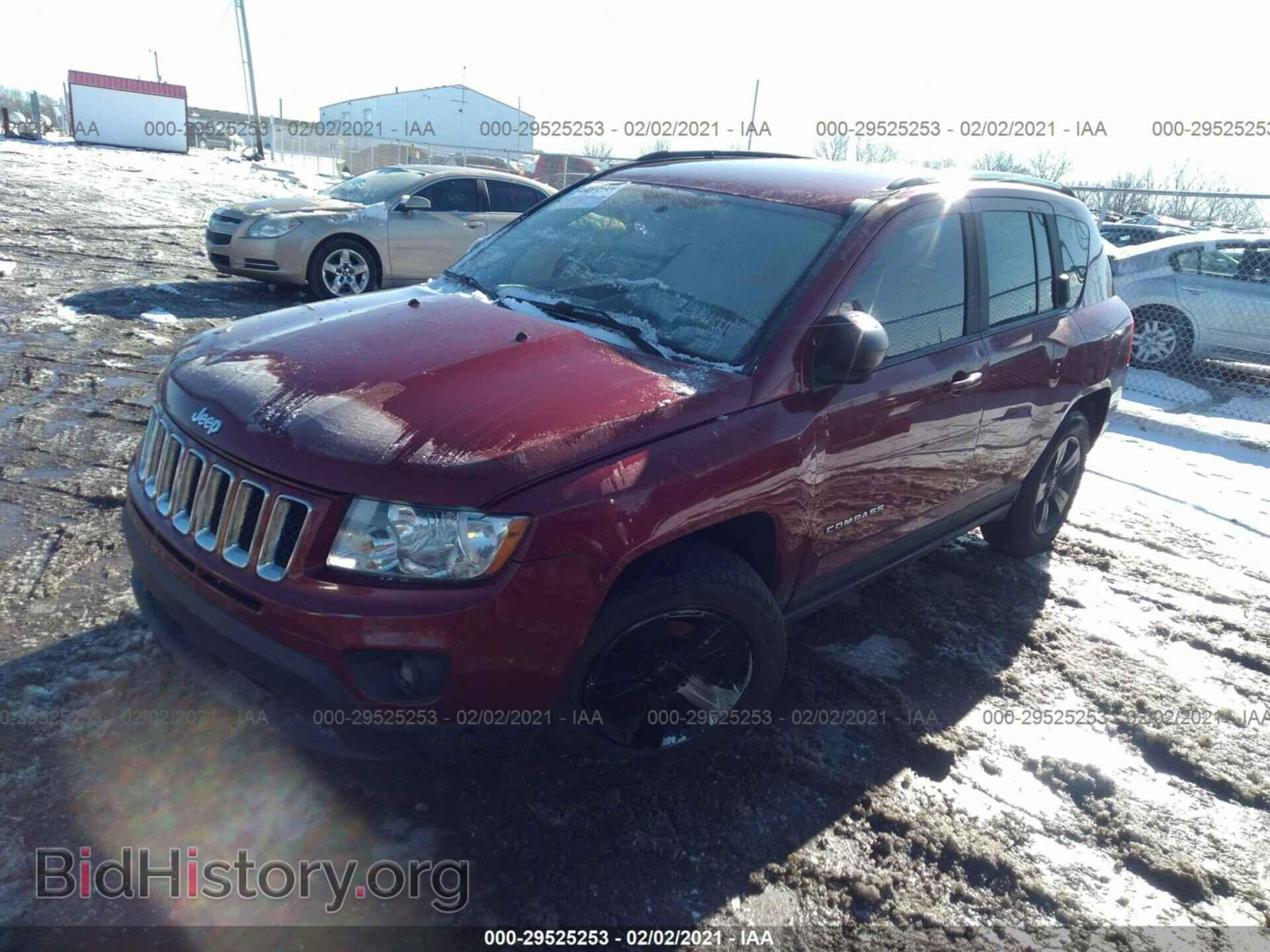 2012 JEEP COMPASS - VIN: 1C4NJCBB0CD686430 - Photo 2