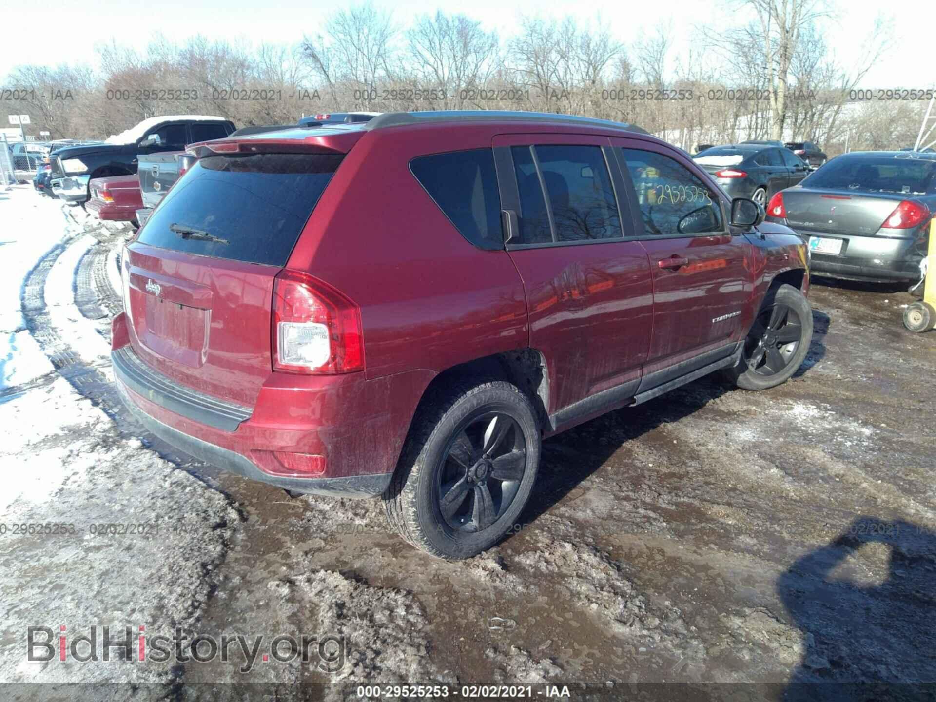 2012 JEEP COMPASS - VIN: 1C4NJCBB0CD686430 - Photo 4