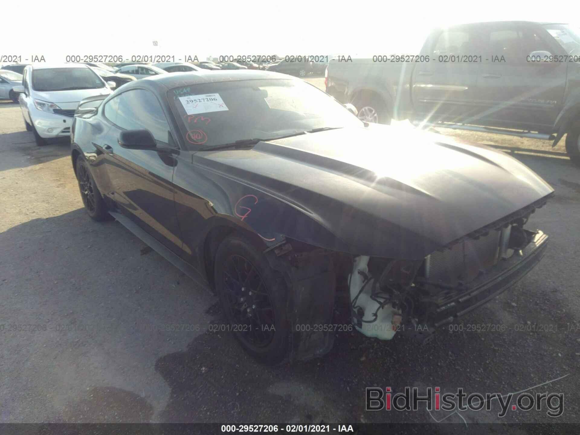 Photo 1FA6P8AM9H5235197 - FORD MUSTANG 2017
