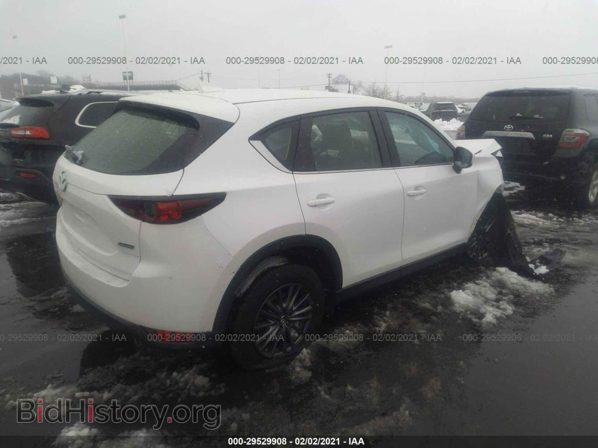 2017 MAZDA CX-5 - VIN: JM3KFBBL6H0144911 - Фото 4
