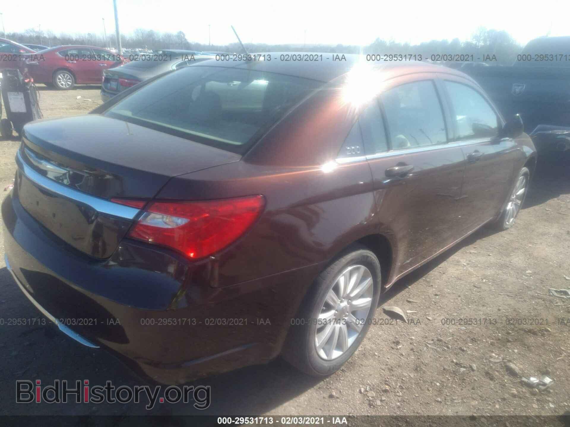 2012 CHRYSLER 200 - VIN: 1C3CCBBB2CN267831 - Фото 4