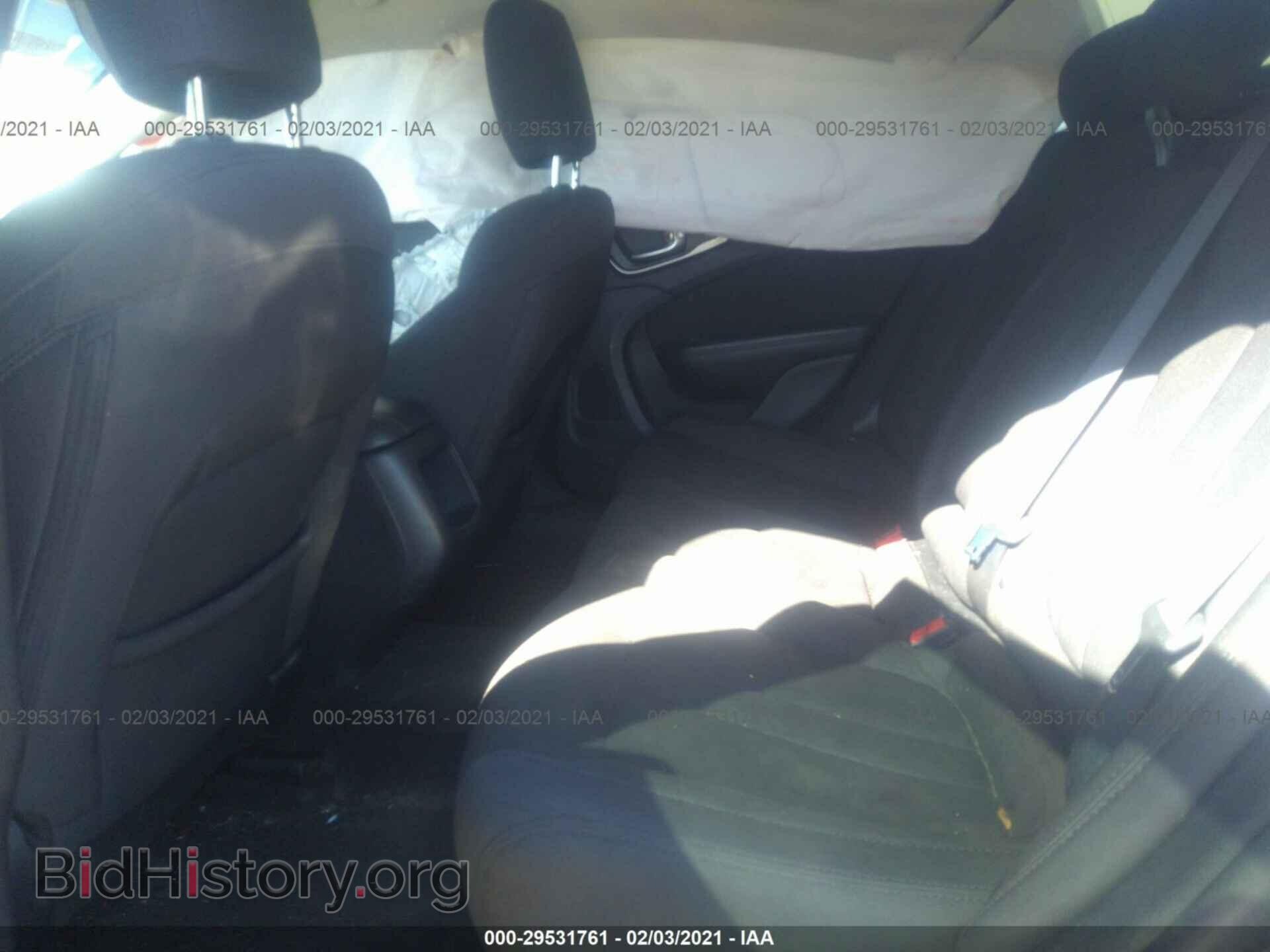 2016 CHRYSLER 200 - VIN: 1C3CCCAB5GN101610 - Photo 8