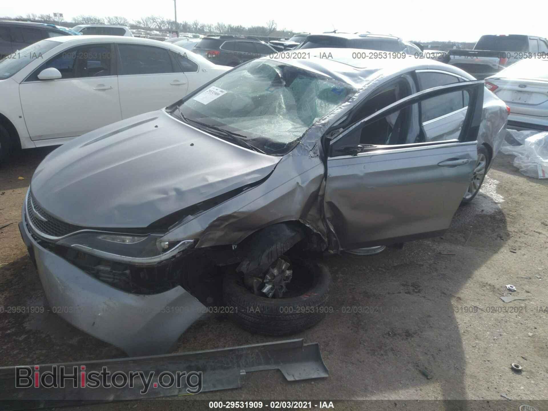 2016 CHRYSLER 200 - VIN: 1C3CCCAB6GN128461 - Photo 2