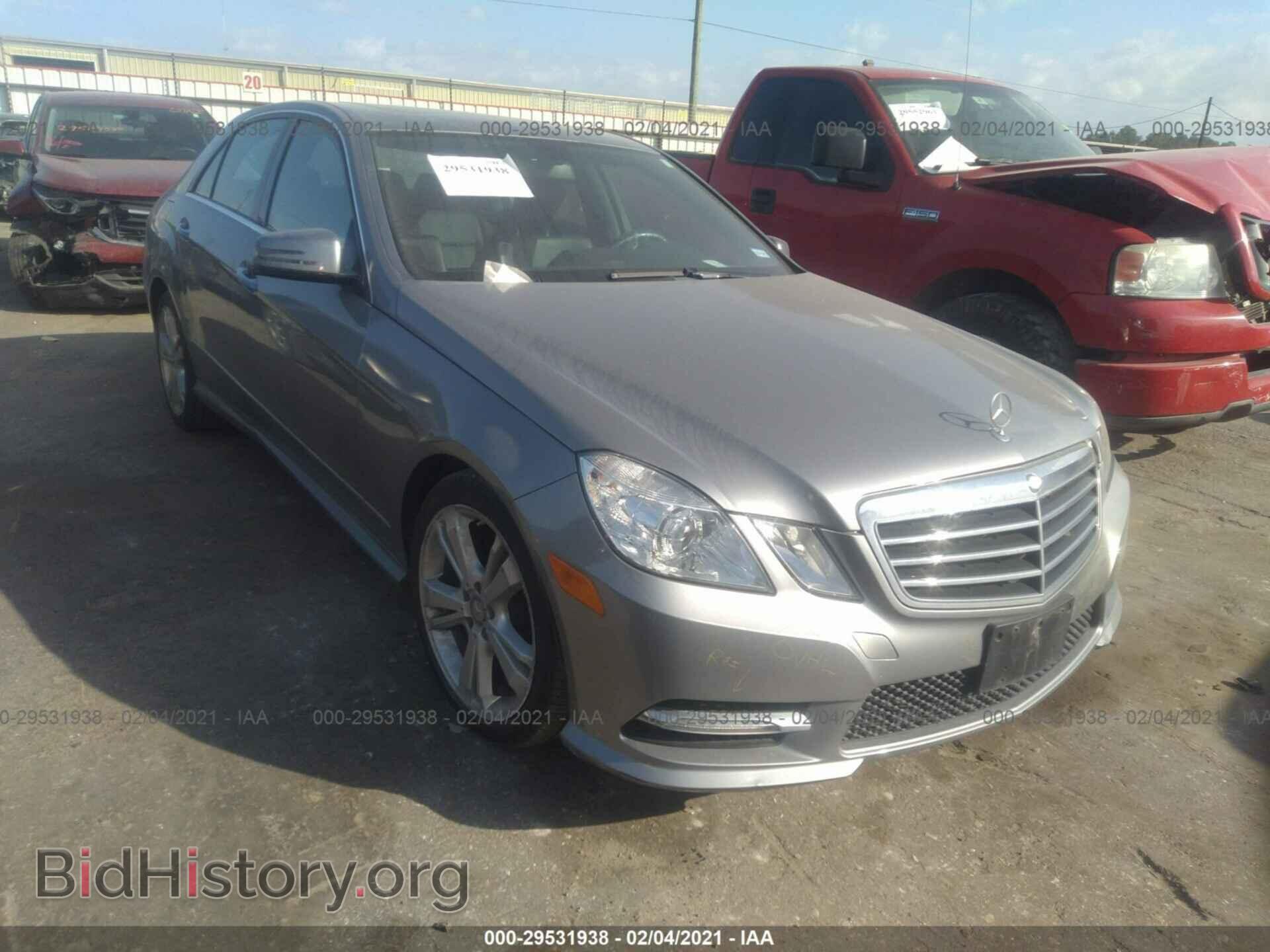 Photo WDDHF8JB4DA676103 - MERCEDES-BENZ E-CLASS 2013