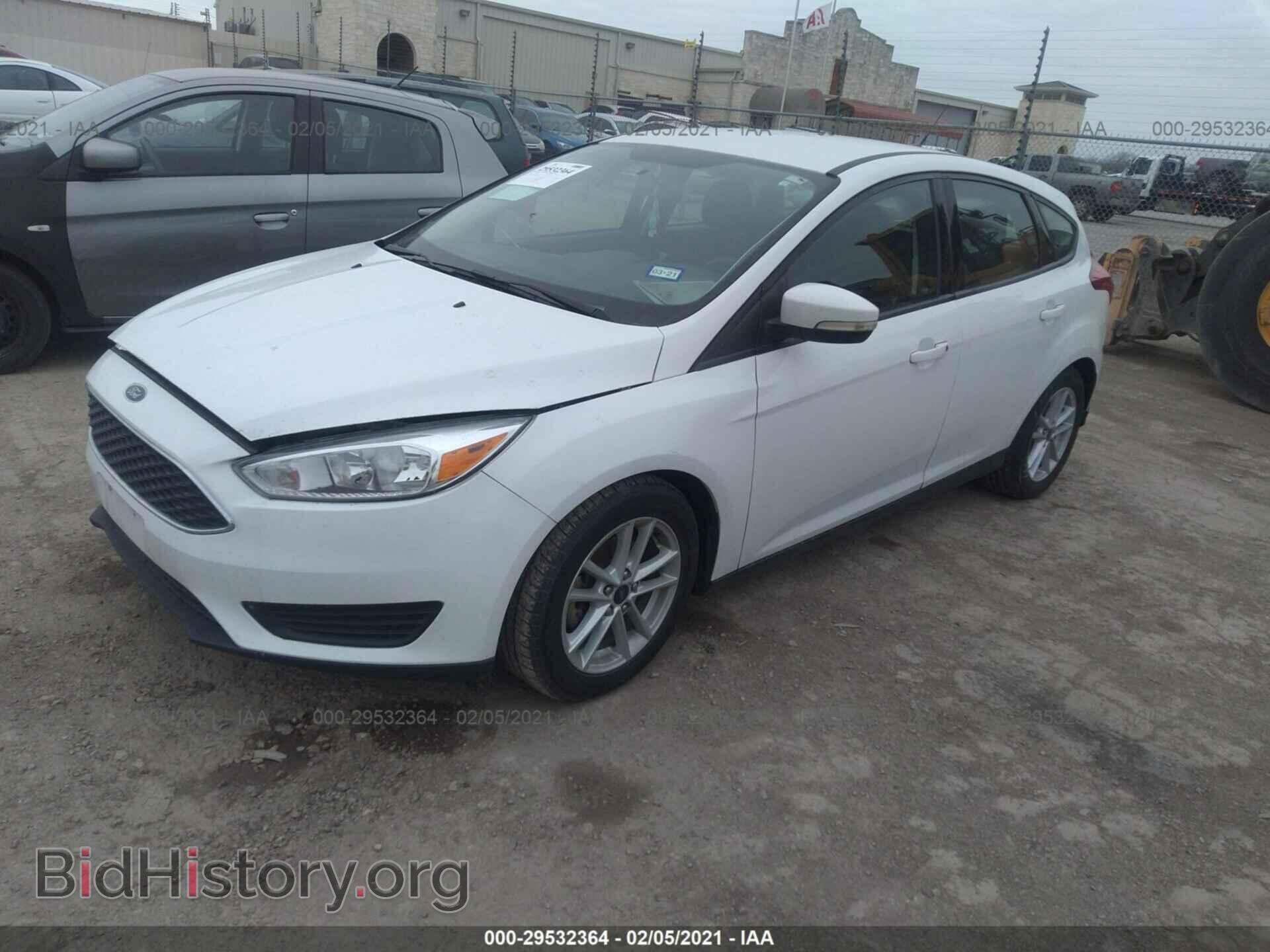 2017 FORD FOCUS - VIN: 1FADP3K22HL271896 - Фото 2