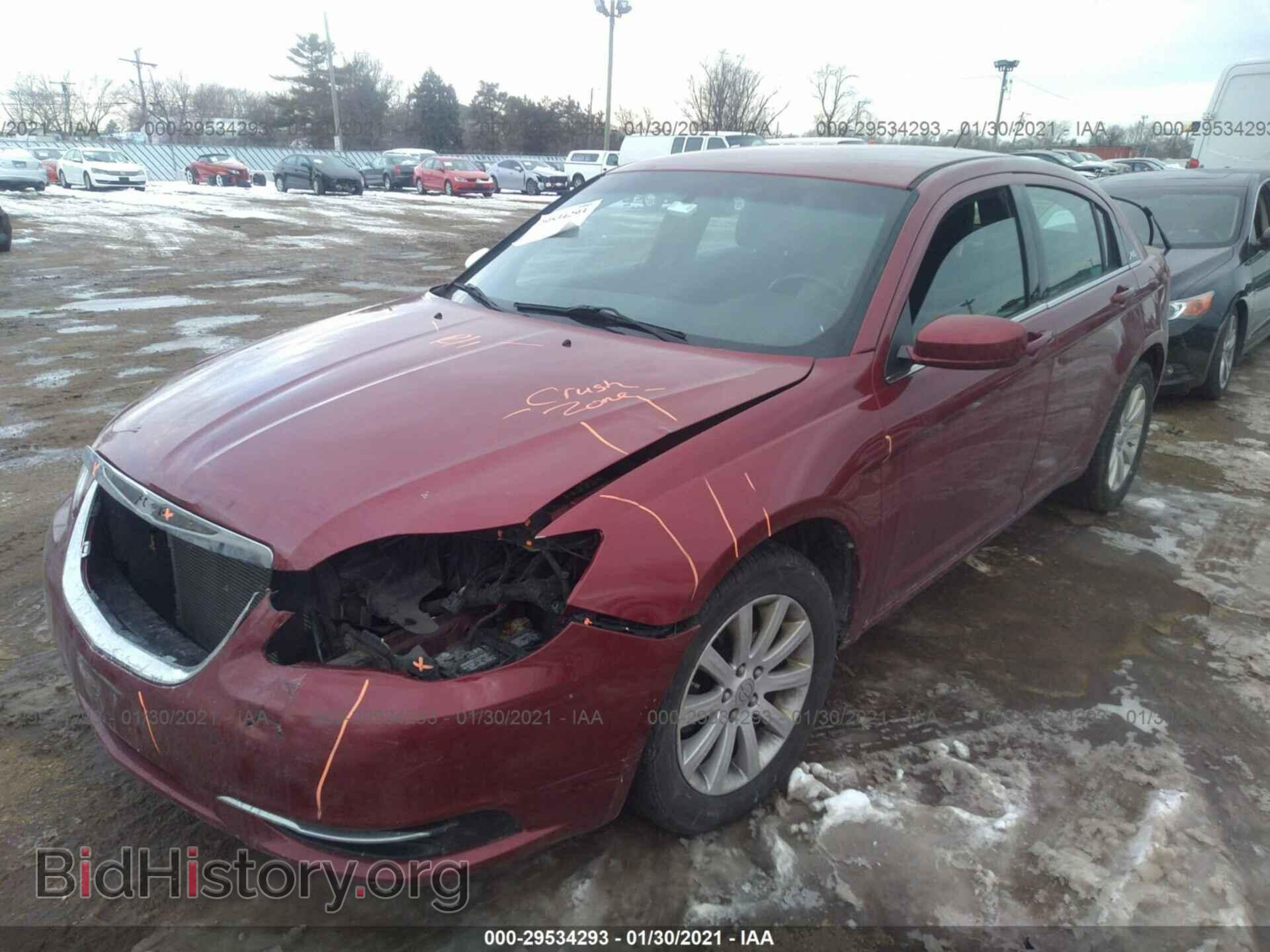 2013 CHRYSLER 200 - VIN: 1C3CCBBB0DN543120 - Фото 2