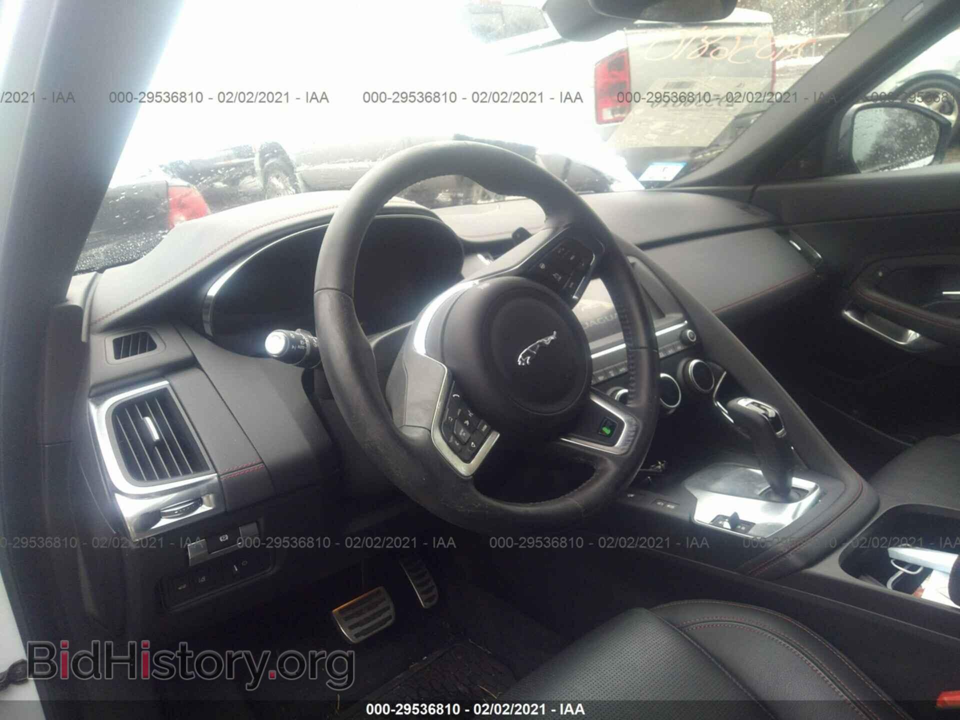2020 JAGUAR E-PACE - VIN: SADF12FX2L1Z75903 - Фото 5