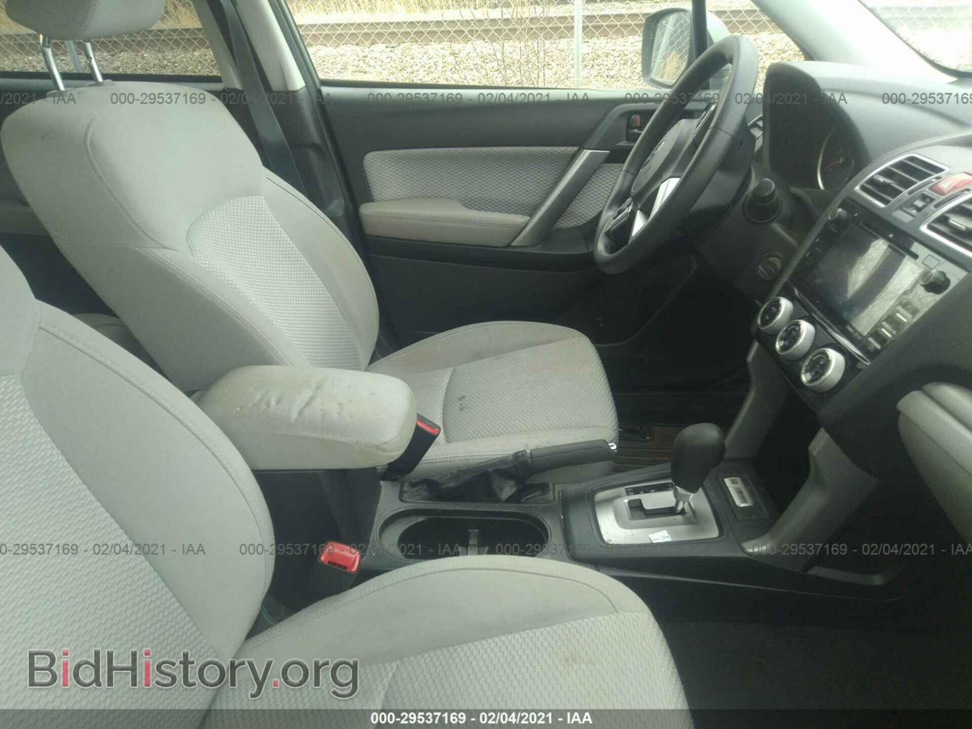 2017 SUBARU FORESTER - VIN: JF2SJADC4HH517350 - Фото 5
