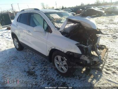 2015 Chevrolet TRAX LT, white — VIN 3GNCJLSB2FL167635, IAAI