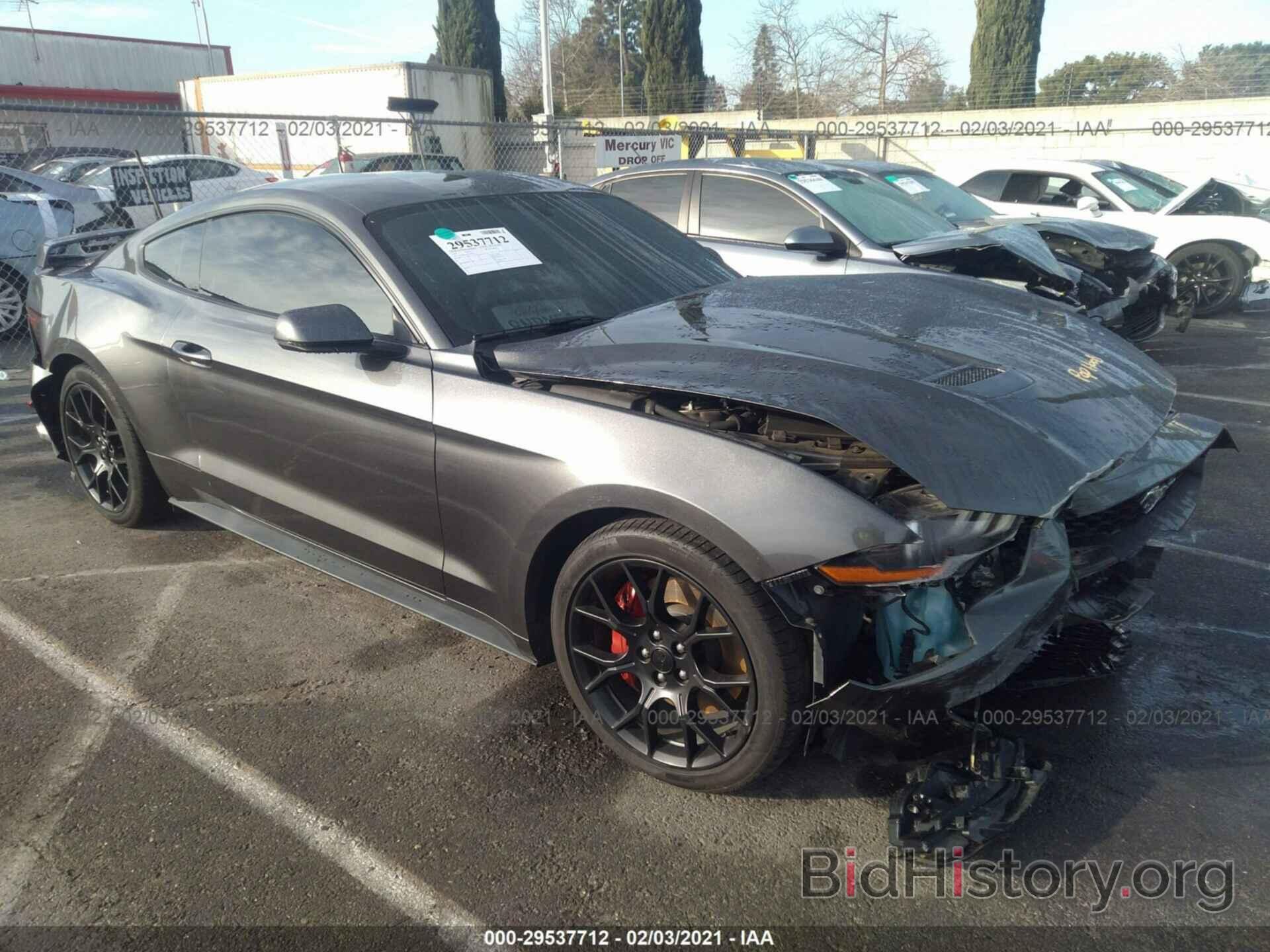 Photo 1FA6P8TH5J5117329 - FORD MUSTANG 2018