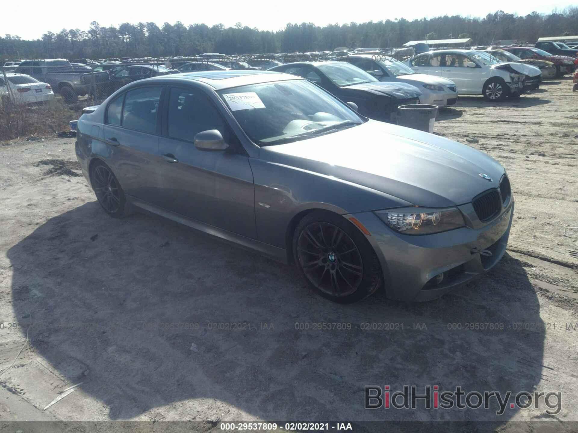 Photo WBAPM5C55BE576824 - BMW 3 SERIES 2011