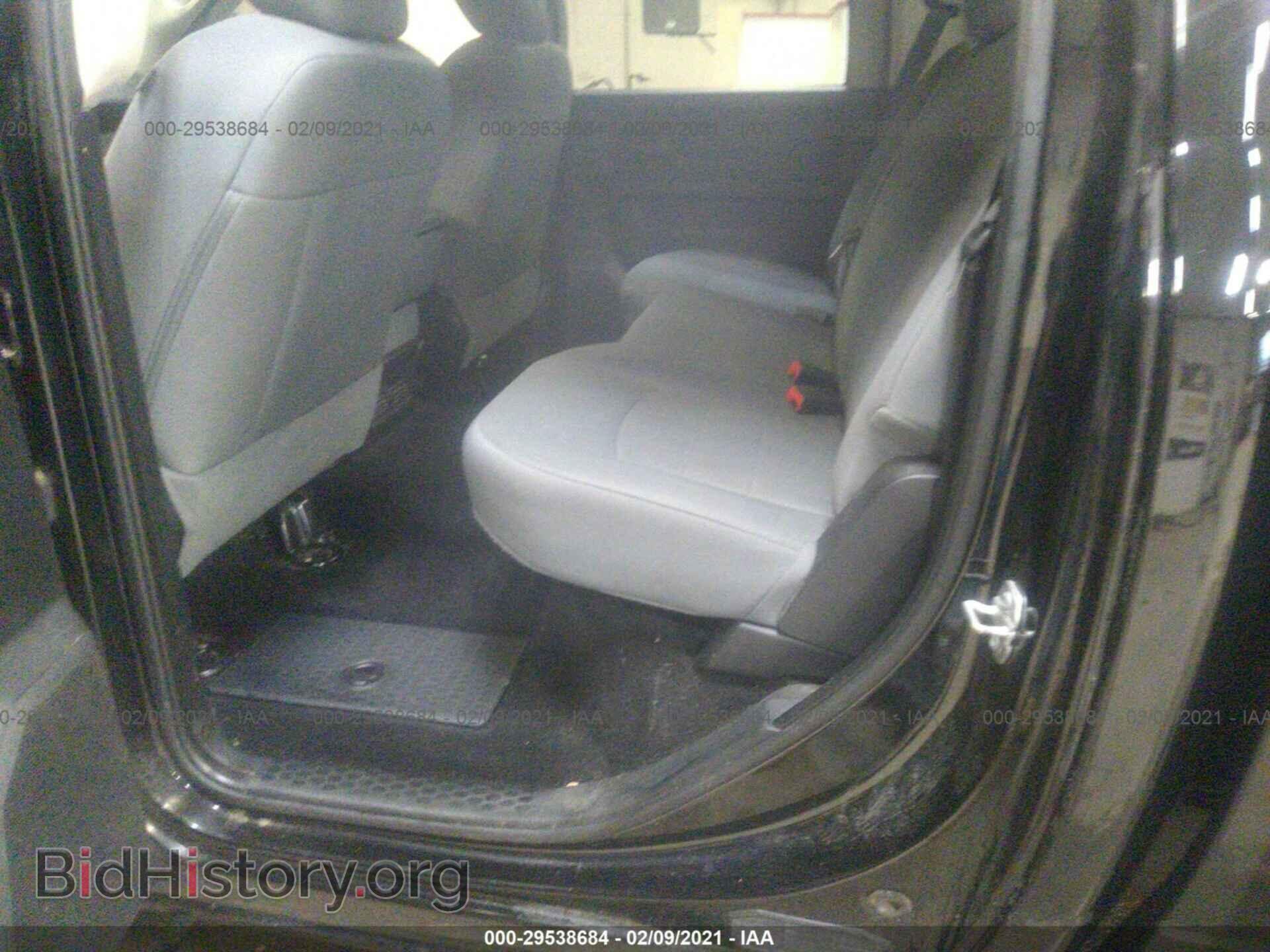 2015 RAM 2500 - VIN: 3C6TR5HT9FG528761 - Photo 8