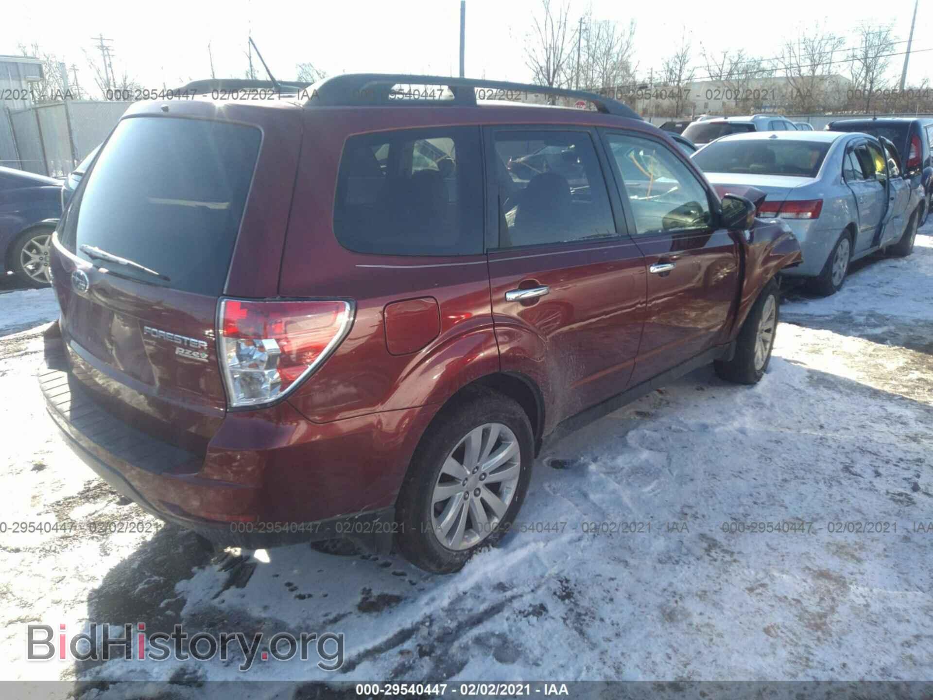 2011 SUBARU FORESTER - VIN: JF2SHAEC0BH733469 - Фото 4
