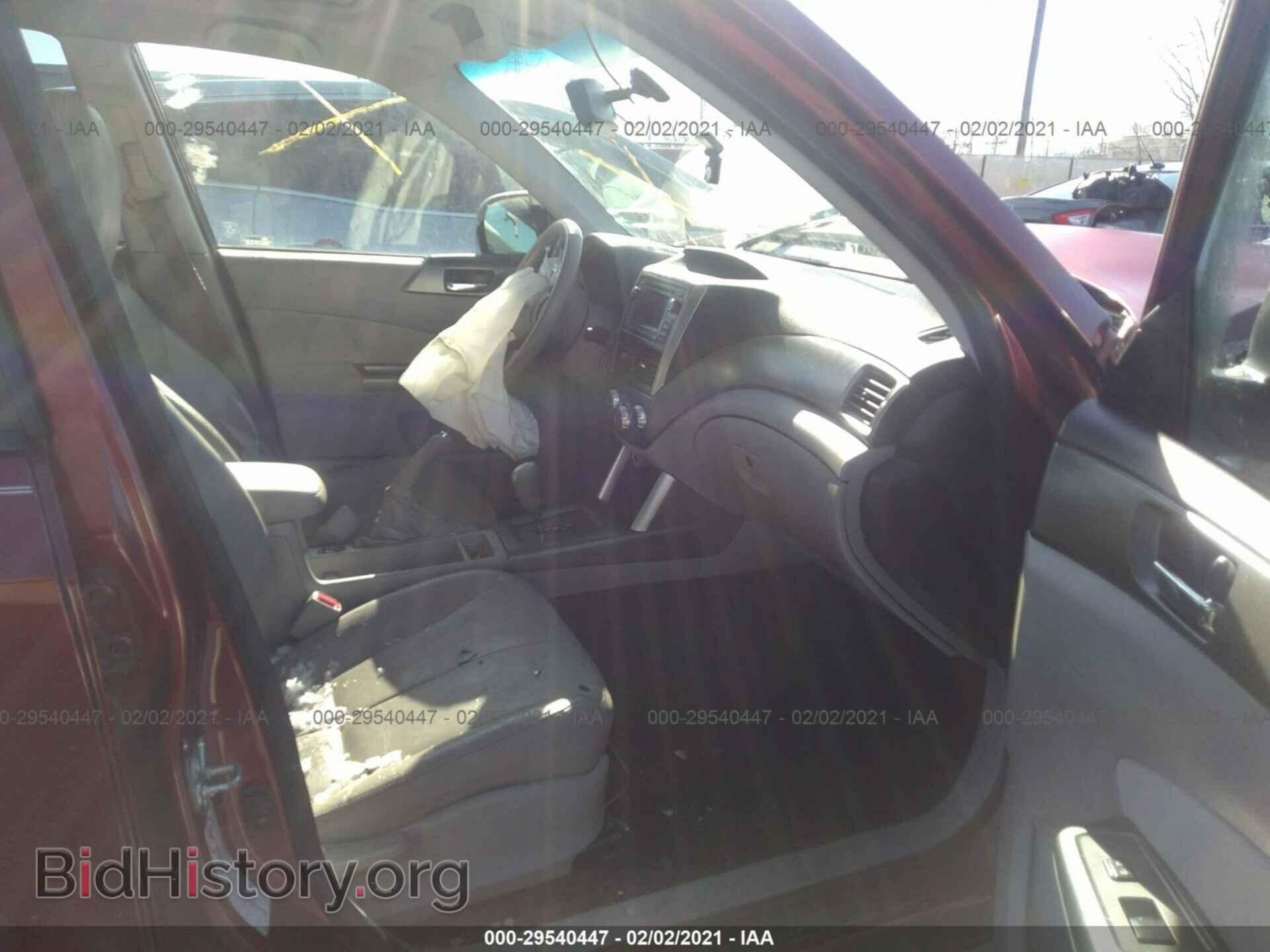 2011 SUBARU FORESTER - VIN: JF2SHAEC0BH733469 - Фото 5