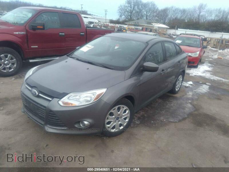 2012 Ford FOCUS (VIN 1FAHP3F22CL463596) — фото 2 из 11