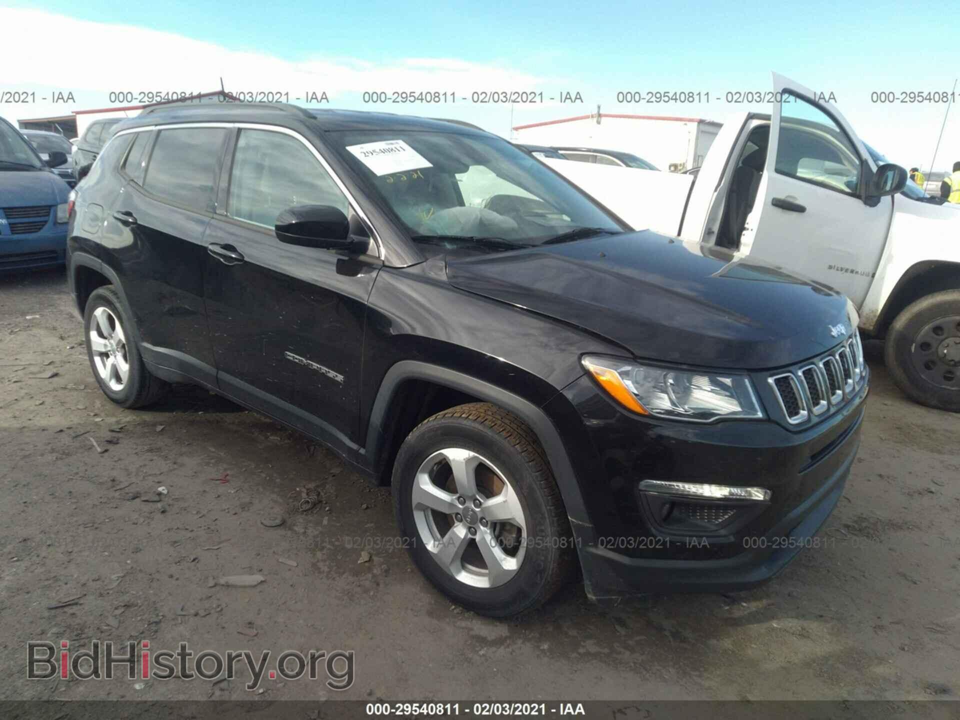 Фотография 3C4NJDBB7HT609108 - JEEP COMPASS 2017