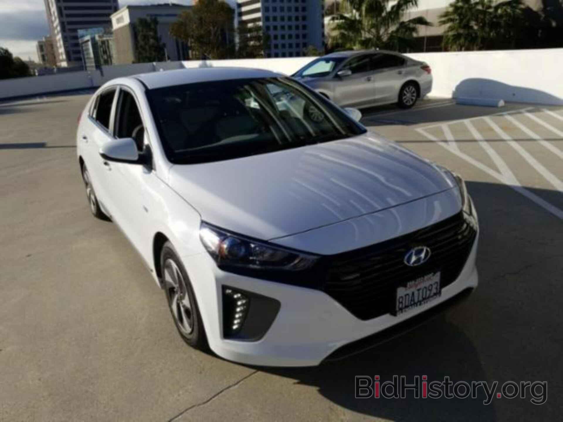 Фотография KMHC75LC9HU057244 - HYUNDAI IONIQ HYBRID 2017