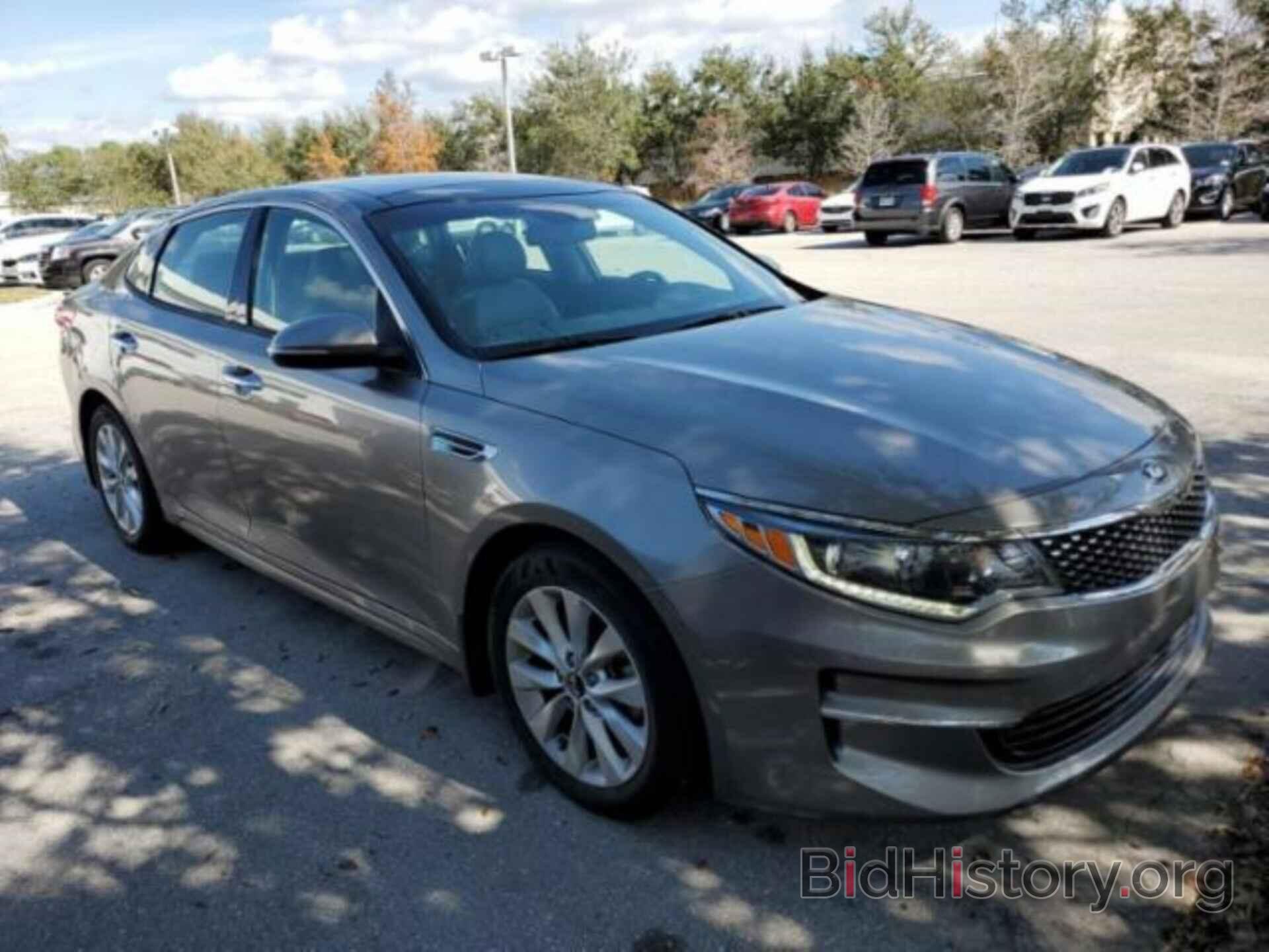 Photo 5XXGU4L32JG224077 - KIA OPTIMA 2018