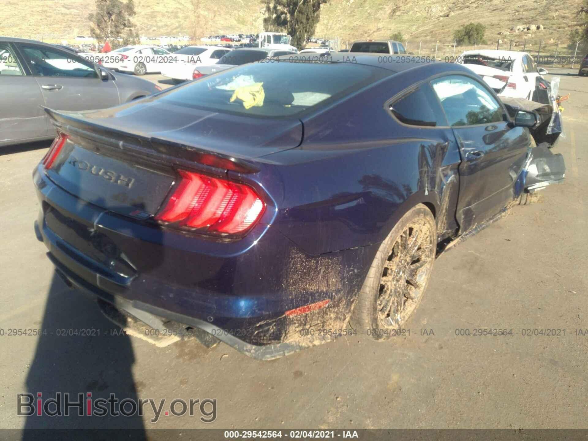 2019 FORD MUSTANG - VIN: 1FA6P8CF3K5135859 - Фото 4