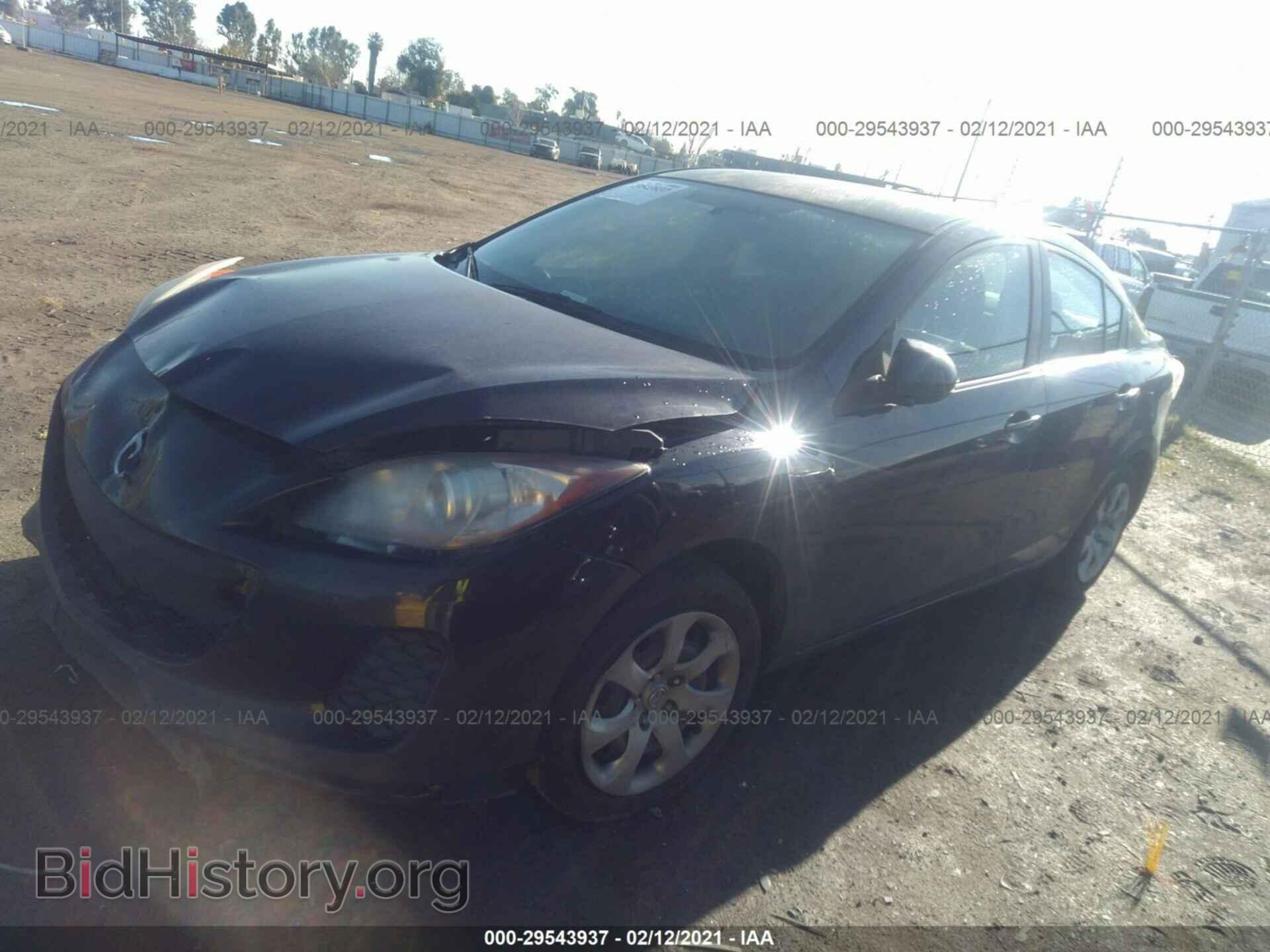 2012 MAZDA MAZDA3 - VIN: JM1BL1UG5C1582947 - Фото 2