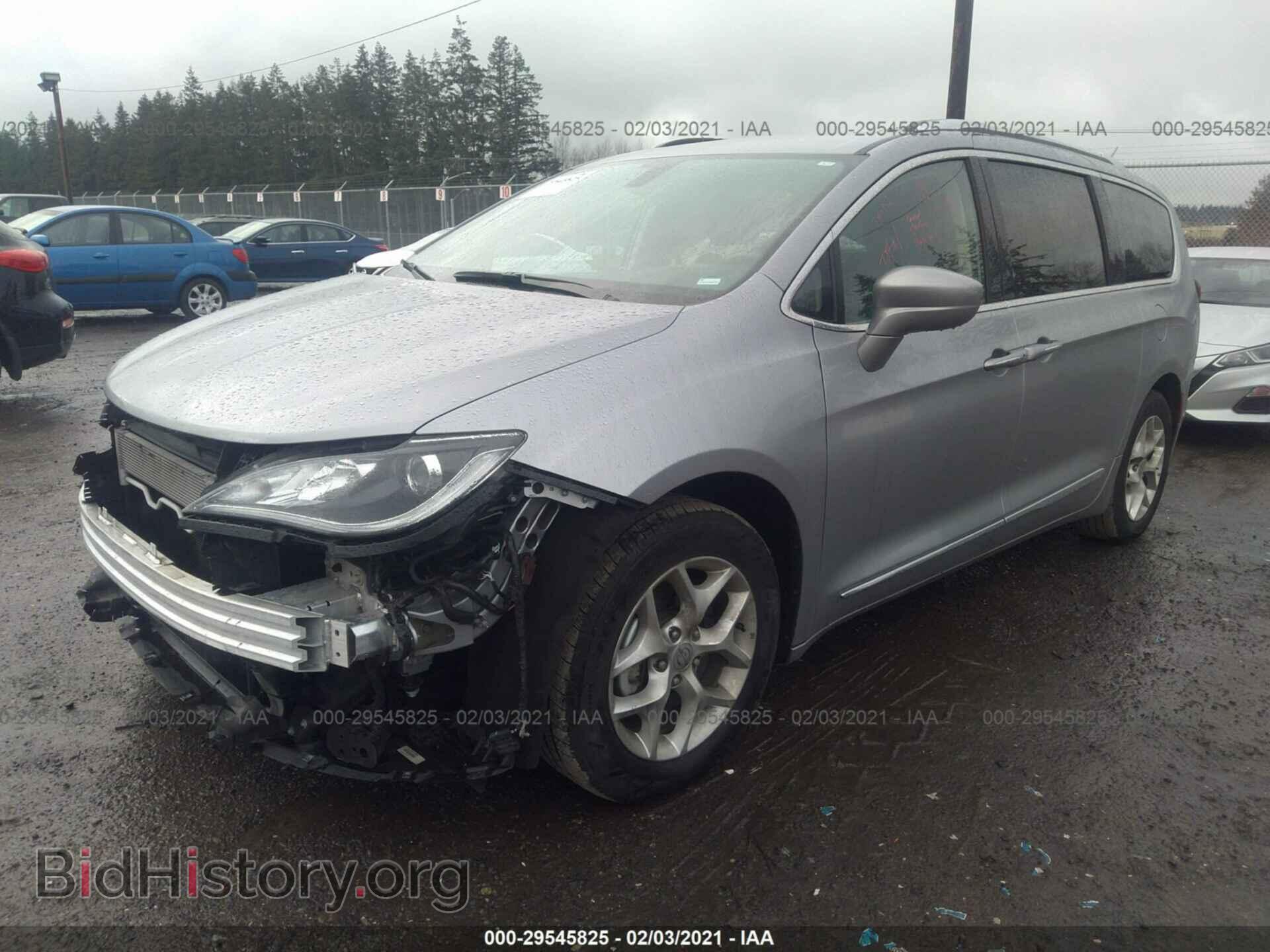2020 CHRYSLER PACIFICA - VIN: 2C4RC1BG4LR109733 - Фото 2