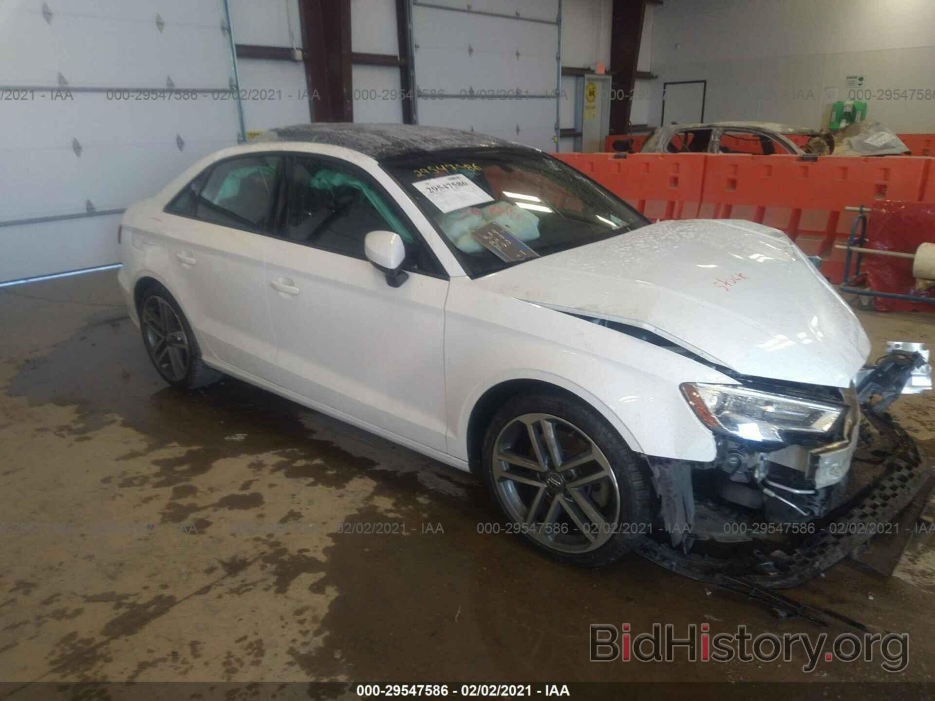 Photo WAUAUGFF4J1004512 - AUDI A3 SEDAN 2018