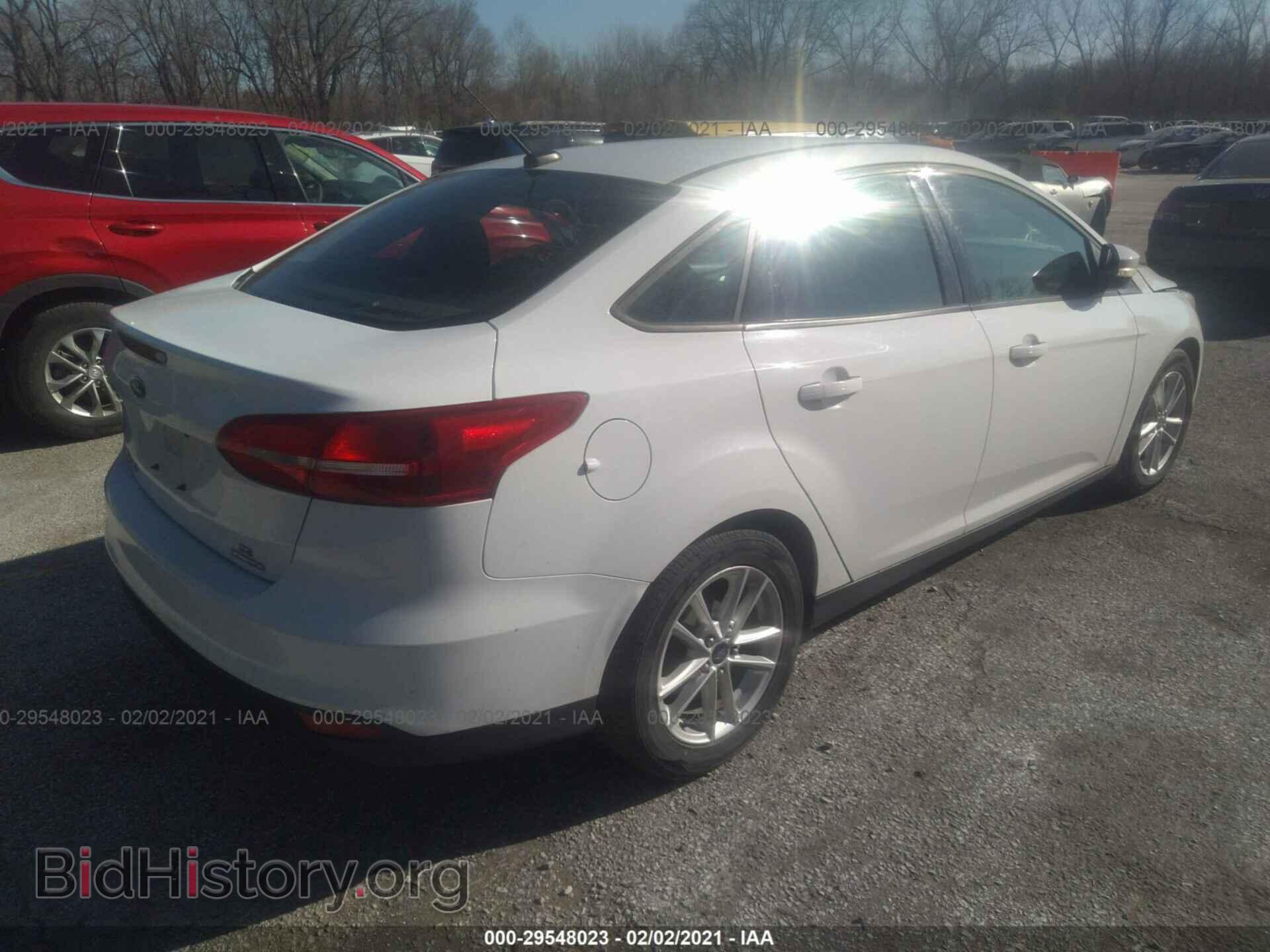 2015 FORD FOCUS - VIN: 1FADP3F2XFL375981 - Photo 4