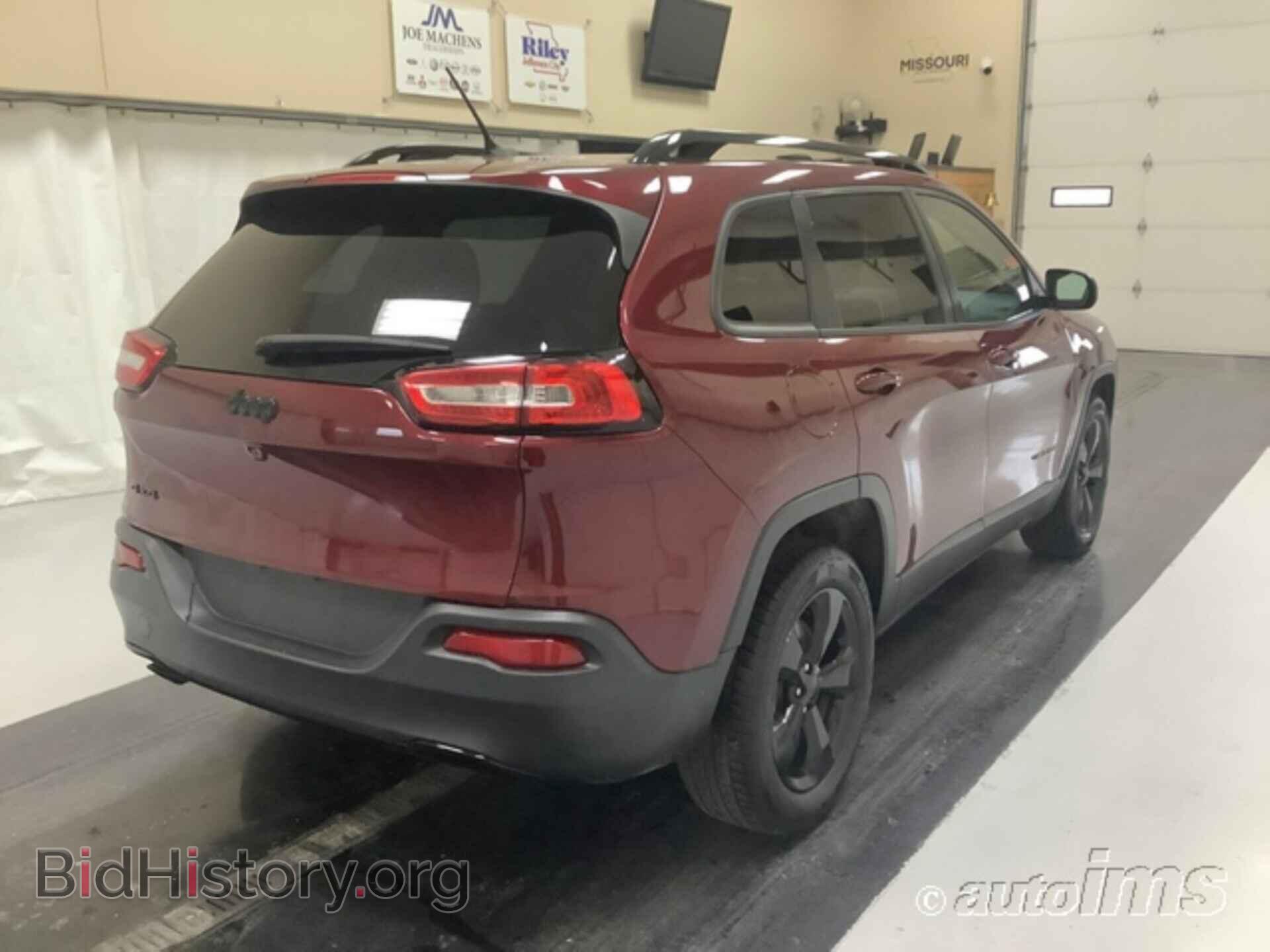2018 JEEP CHEROKEE - VIN: 1C4PJMCB0JD597578 - Фото 3