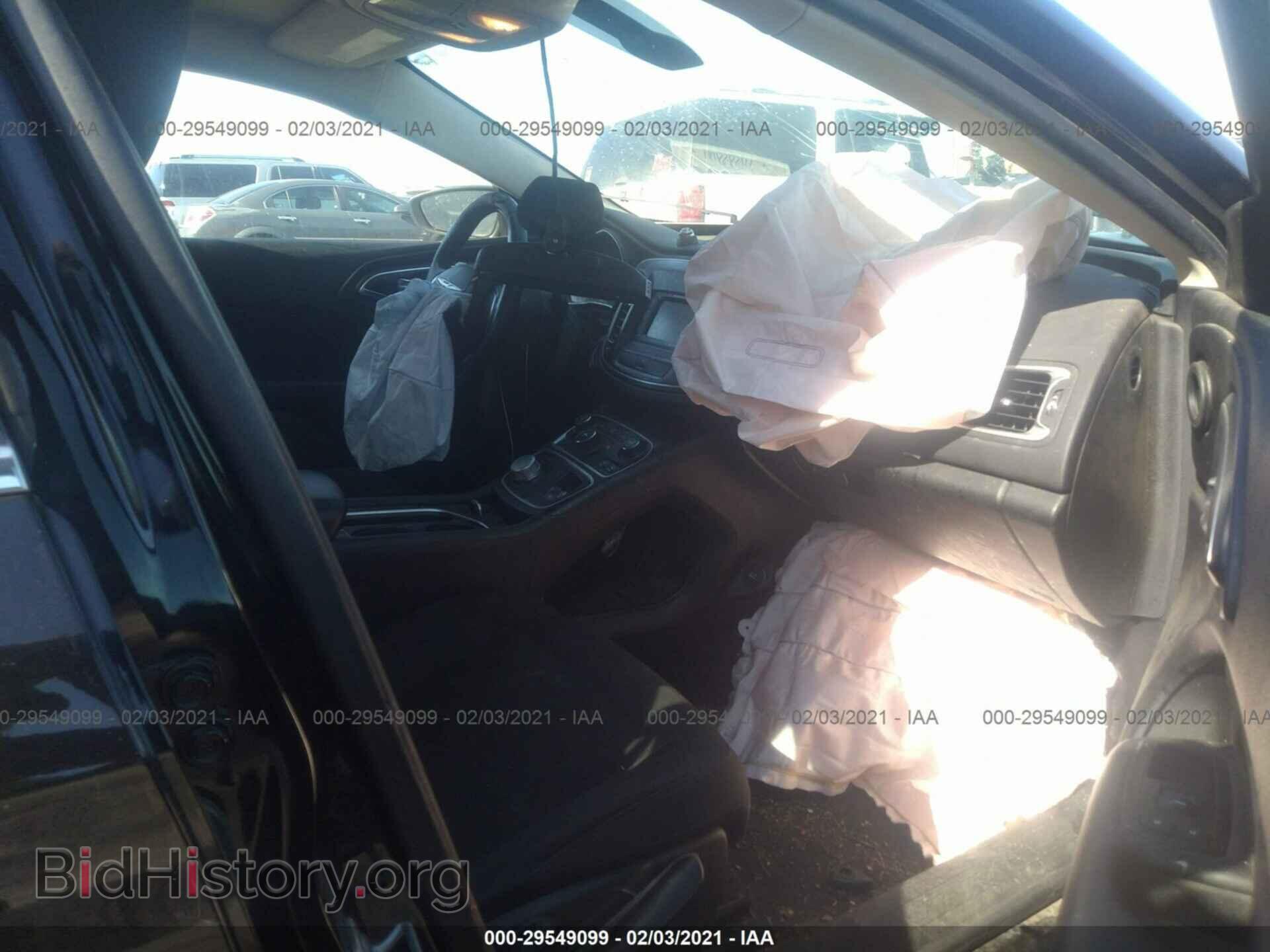 2016 CHRYSLER 200 - VIN: 1C3CCCFB3GN196354 - Фото 5