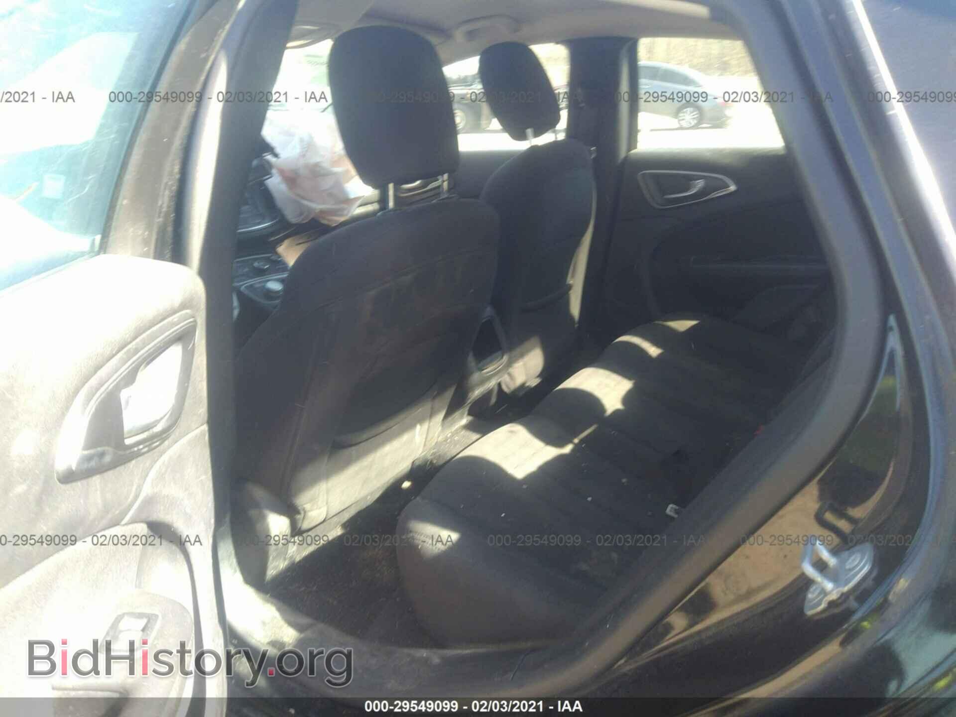 2016 CHRYSLER 200 - VIN: 1C3CCCFB3GN196354 - Фото 8