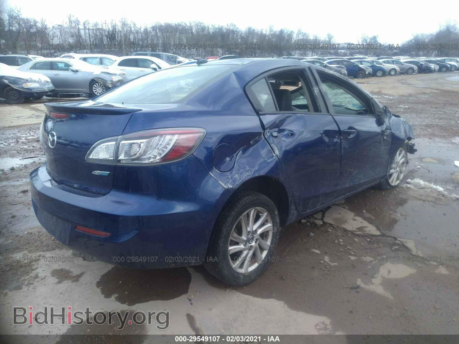 2013 MAZDA MAZDA3 - VIN: JM1BL1WP3D1788816 - Фото 4