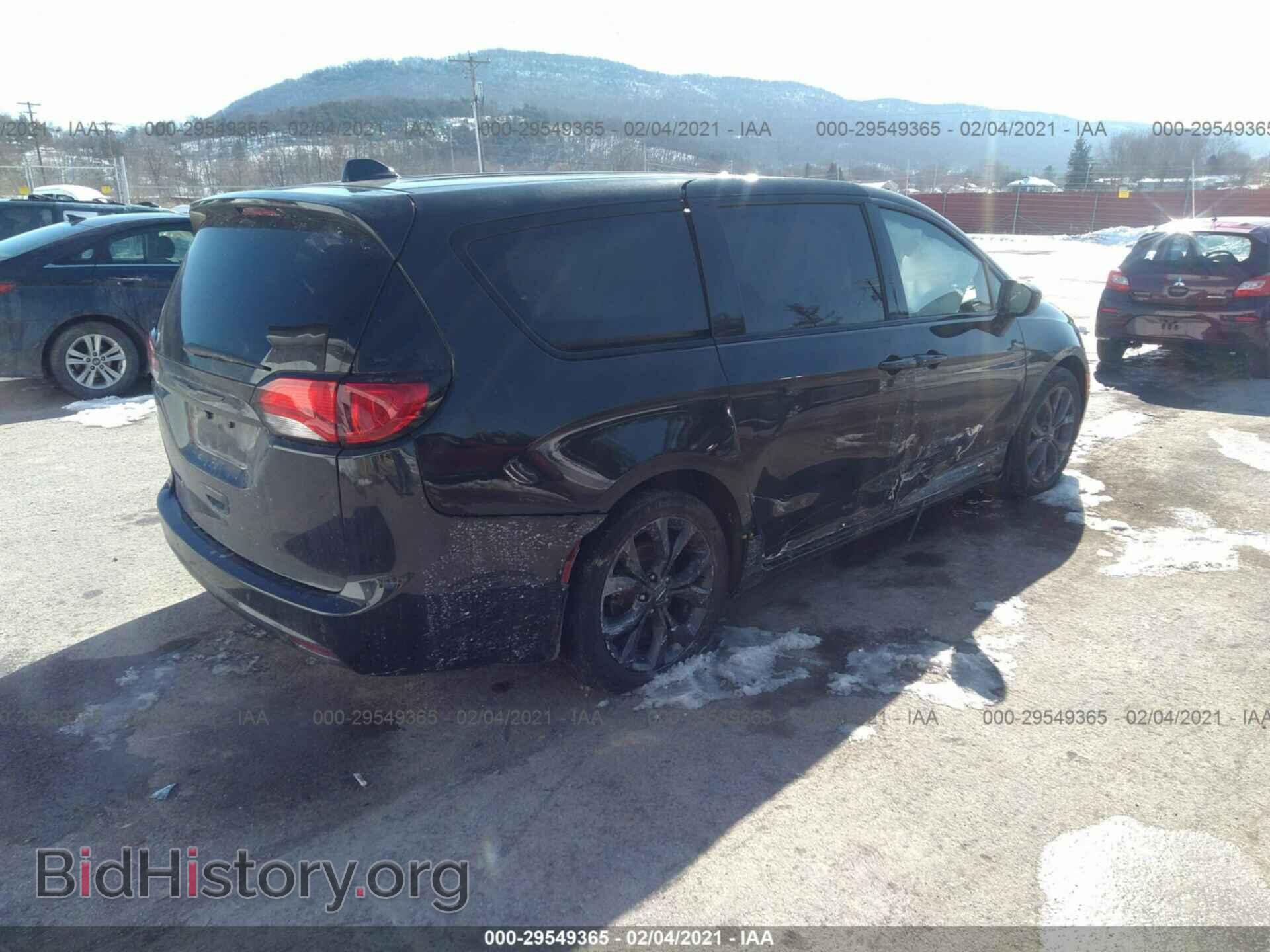 2018 CHRYSLER PACIFICA - VIN: 2C4RC1FG7JR362116 - Фото 4