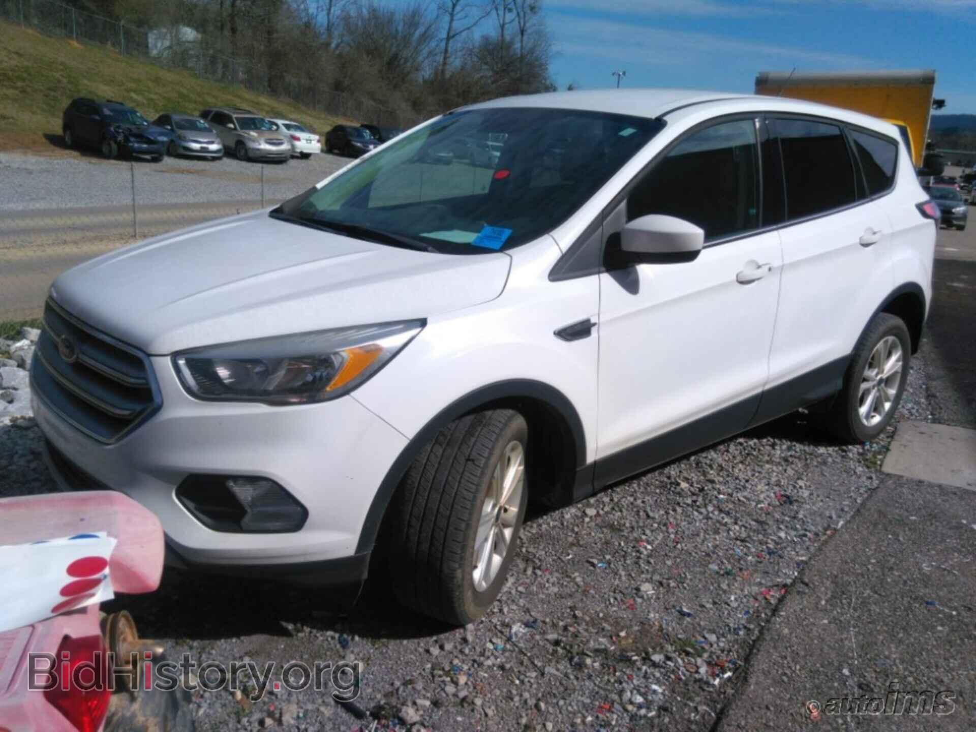 Фотография 1FMCU0GD4HUC68396 - FORD ESCAPE 2017