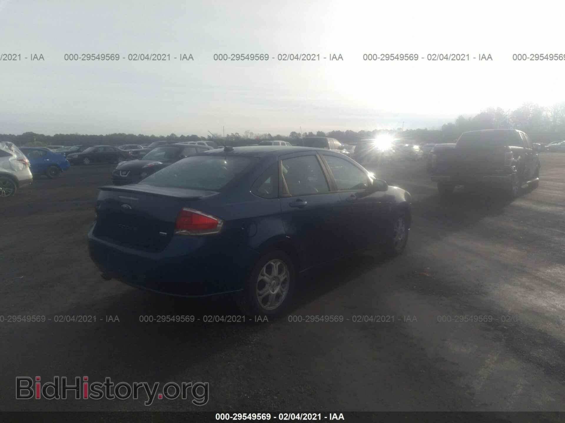 2009 FORD FOCUS - VIN: 1FAHP36NX9W242720 - Фото 4