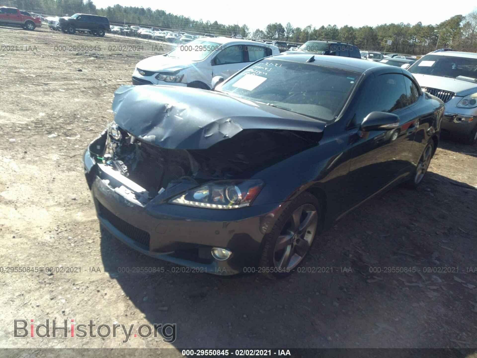 2011 LEXUS IS 250C - VIN: JTHFF2C20B2519833 - Photo 2