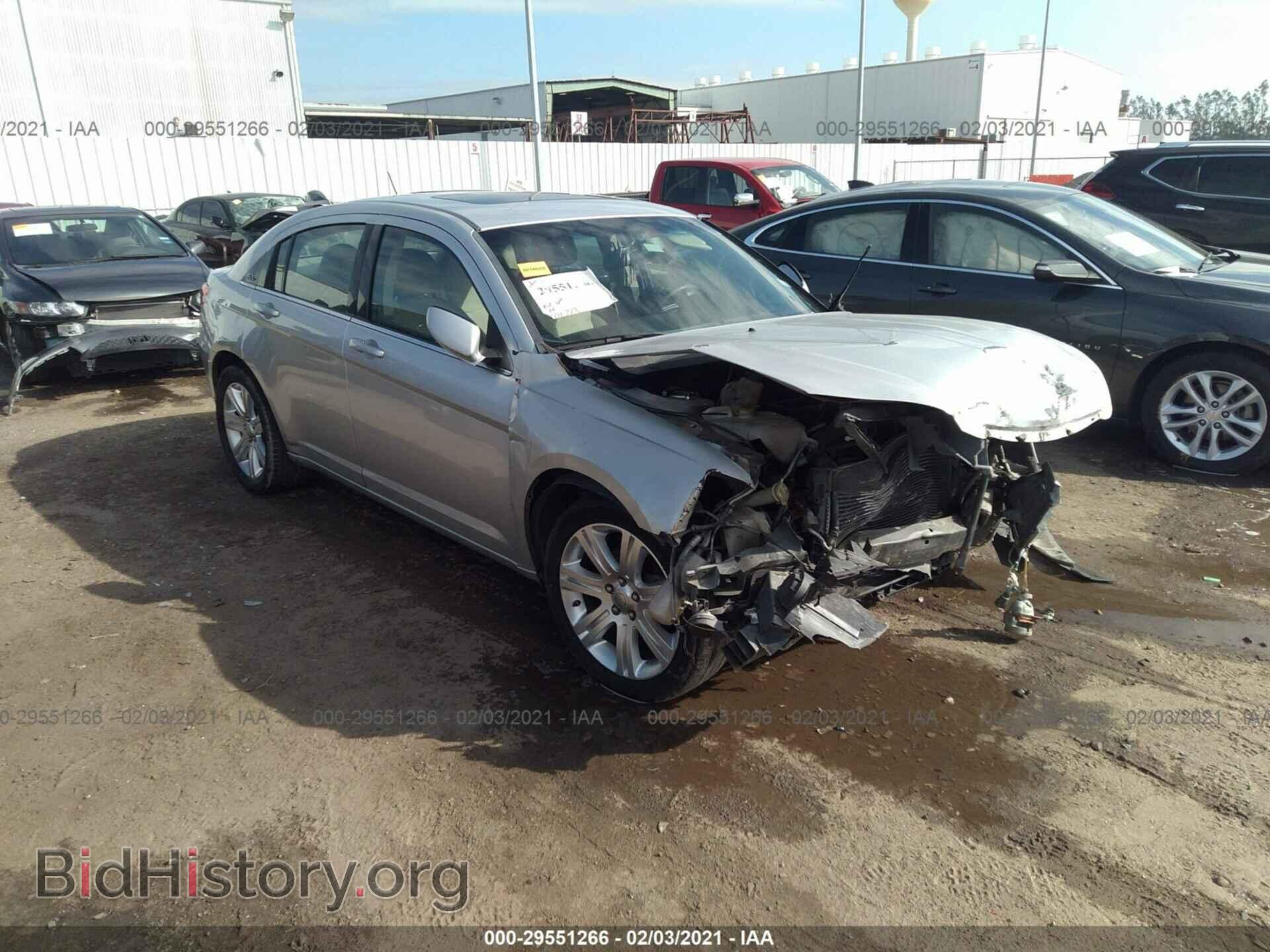 Photo 1C3CCBBB1CN302598 - CHRYSLER 200 2012