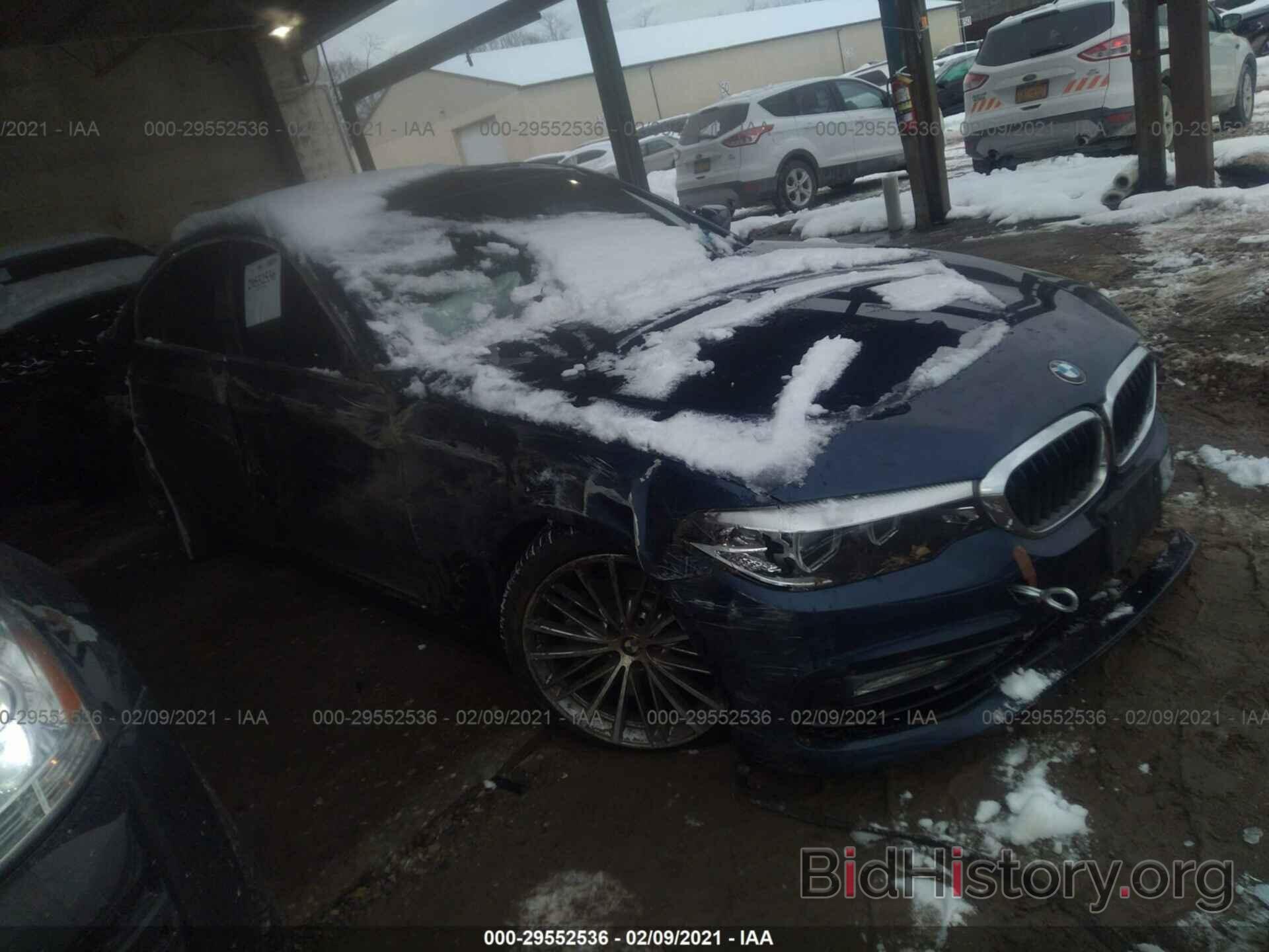 Photo WBAJA7C35HG903826 - BMW 5 SERIES 2017